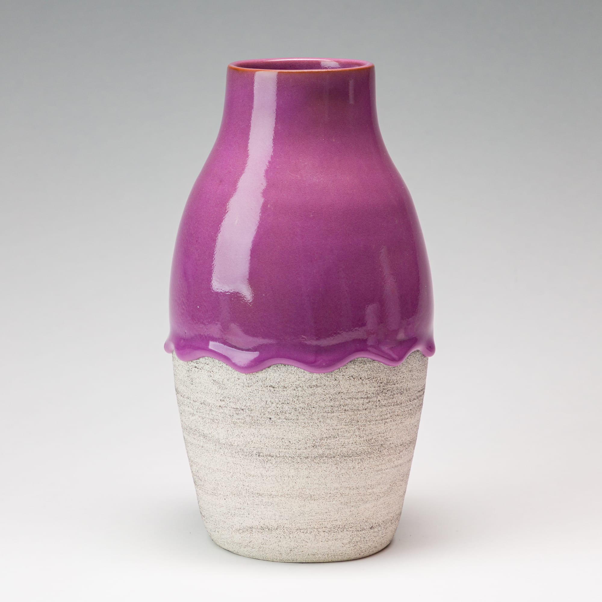 Brian Giniewski, Large Belly Vase (Plum / Ash)