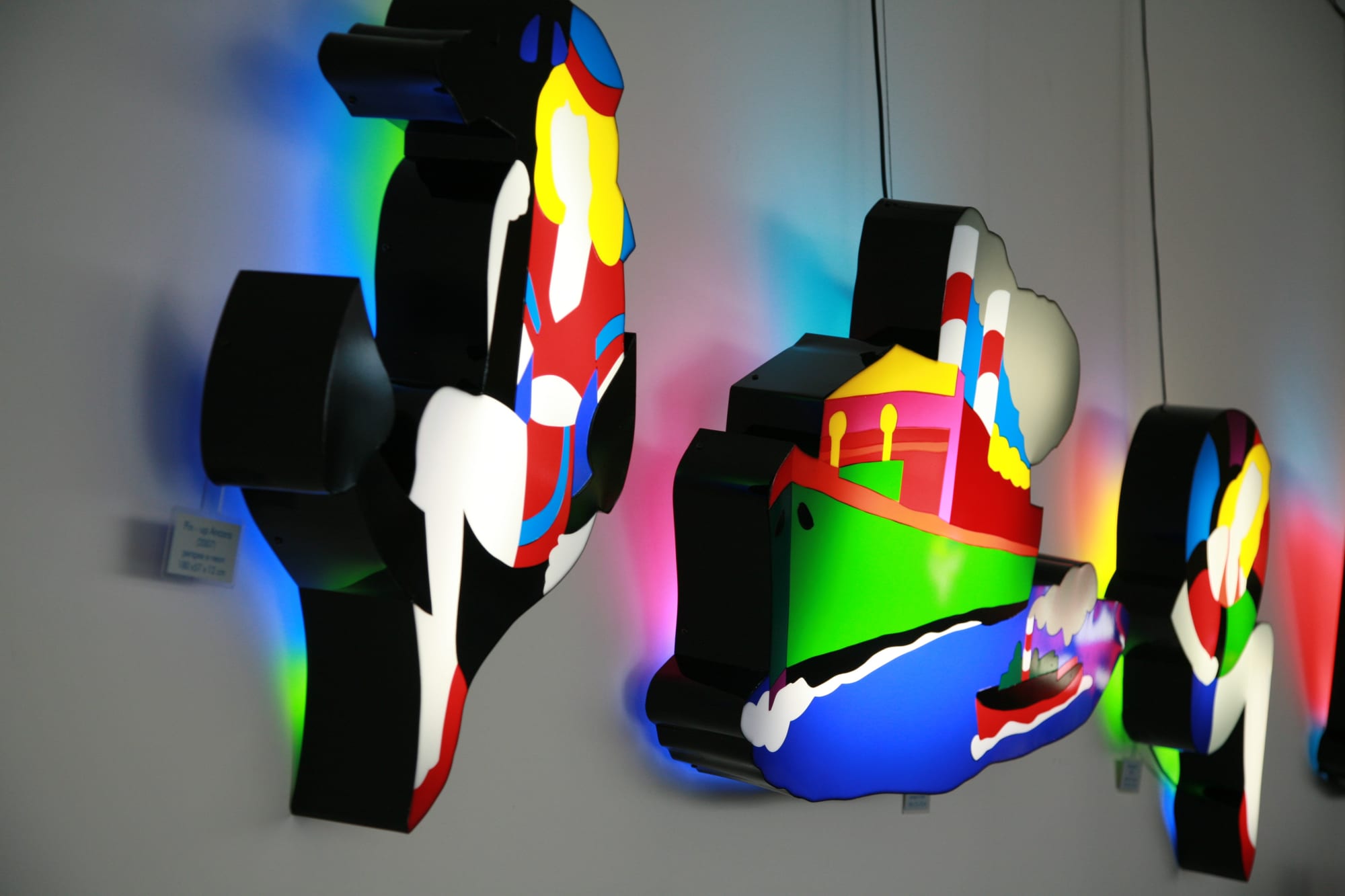 Marco Lodola | LIGHTSHIP TO LODOLA