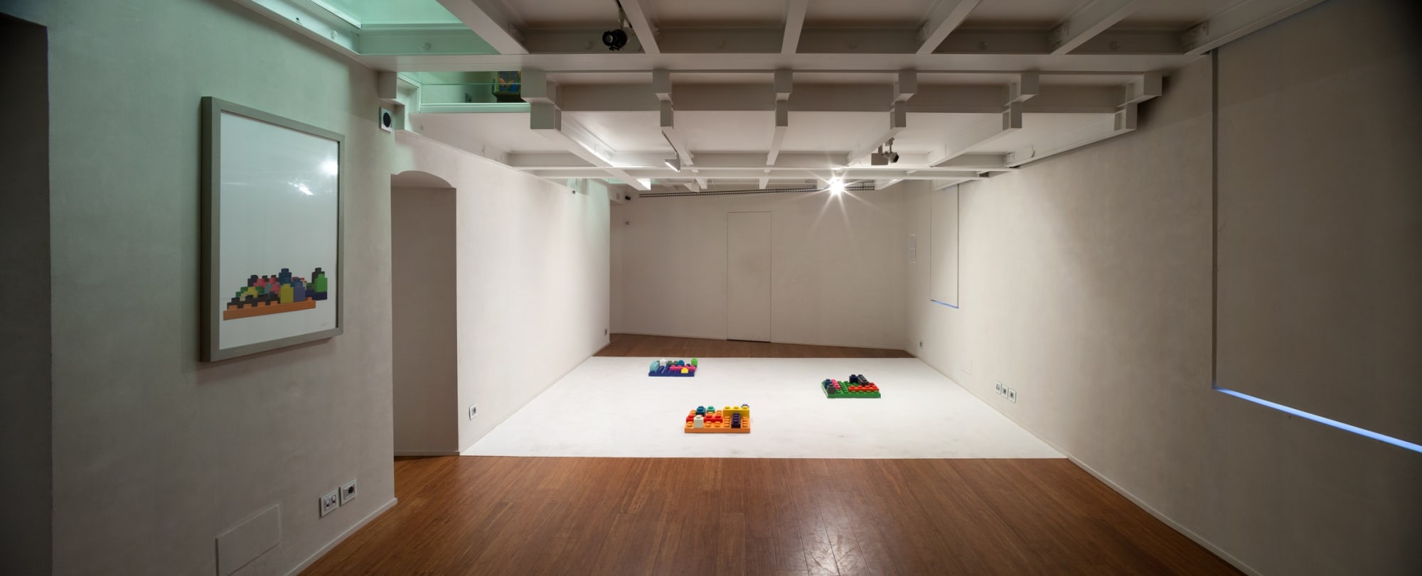 Massimo Kaufmann, Matteo Negri, Gabriele Picco, Roberto Pietrosanti : Un pallino in testa – ABC-ARTE Contemporary art Gallery – 2013-2014 Exhibition view - zoom for more details