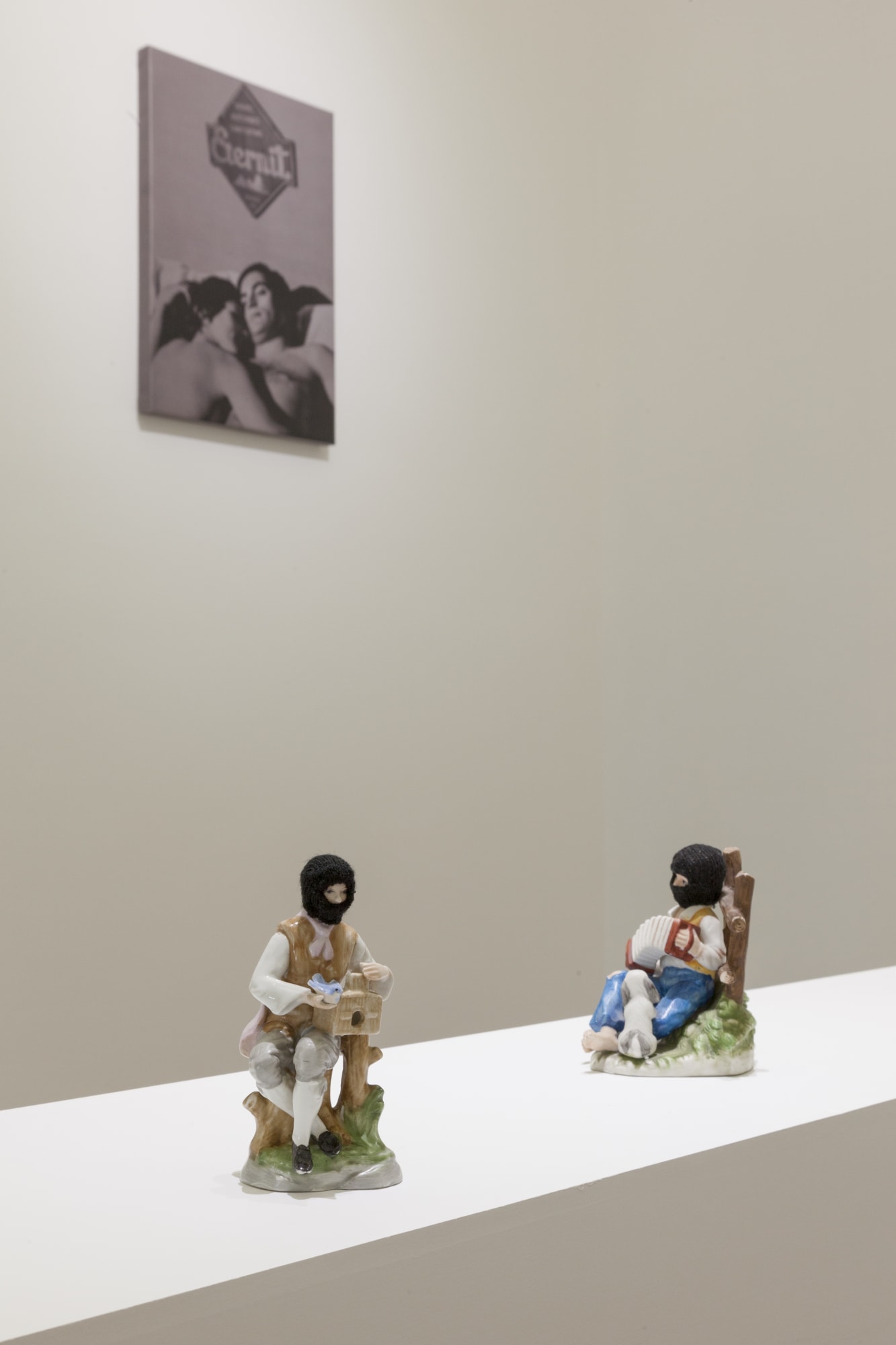 Shelters and libraries - installation shots - ABC-ARTE, 2017