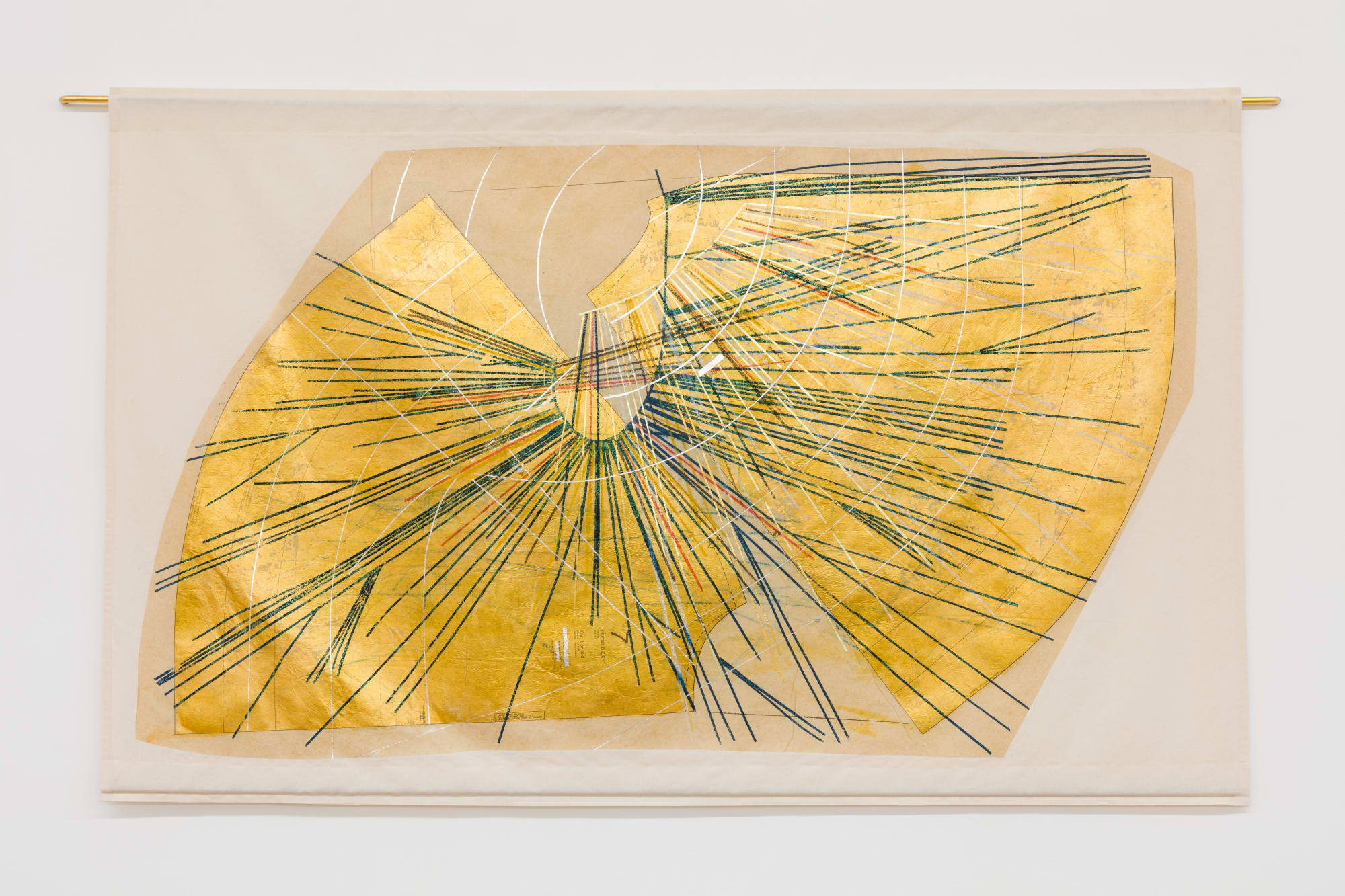 un contandor de latitudes (a keeper of latitudes), 2019 Pattern paper, wax, silver, and gold leaf on muslin 38 ¼ x 61 in (97.16 x 154.94 cm) Collection of Museum of New and Old Art Tasmania