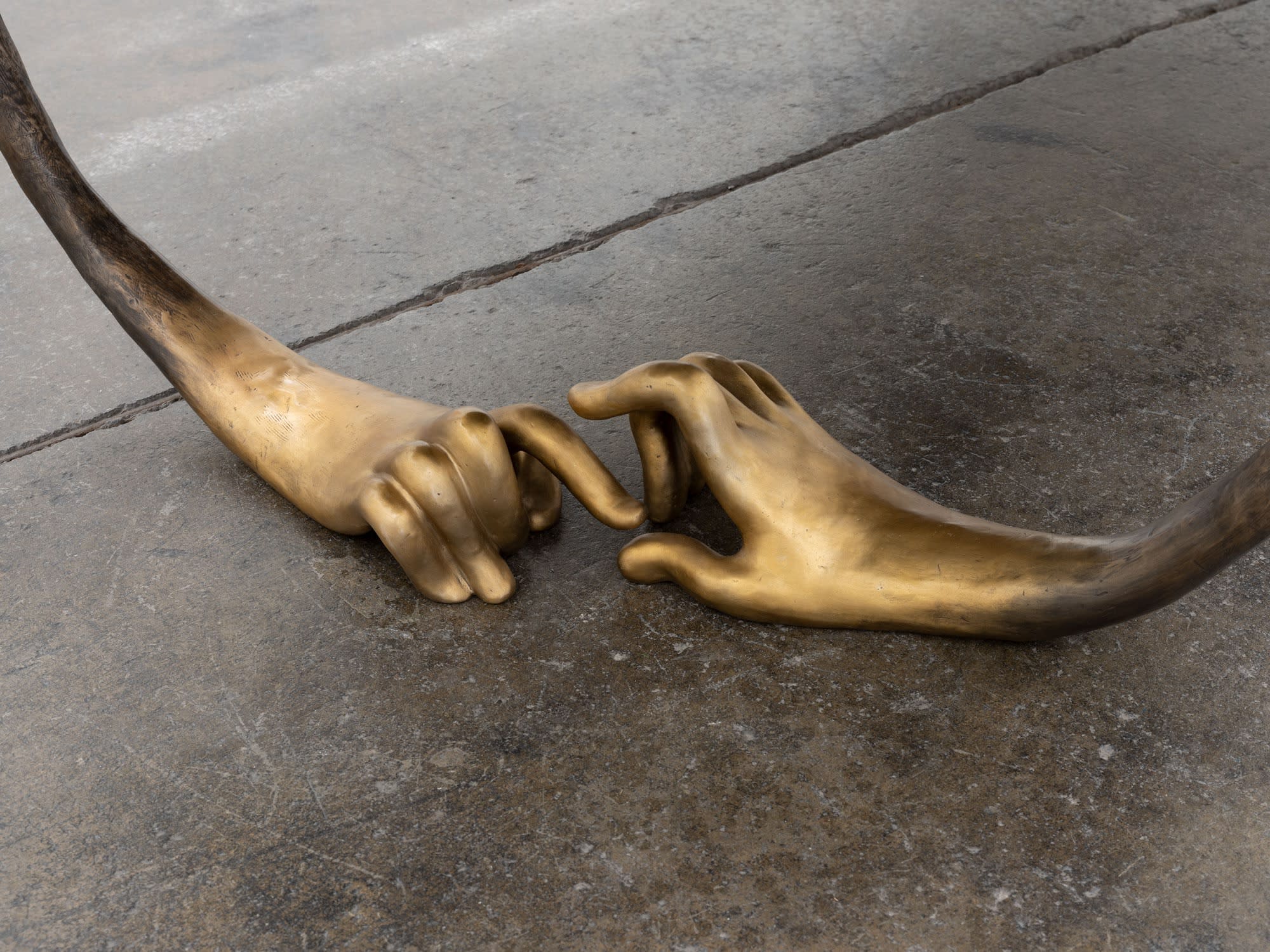 Koak Bench (detail), 2020 Cast bronze and walnut 86 x 34 1/2 x 31 in 218.4 x 87.6 x 78.7 cm