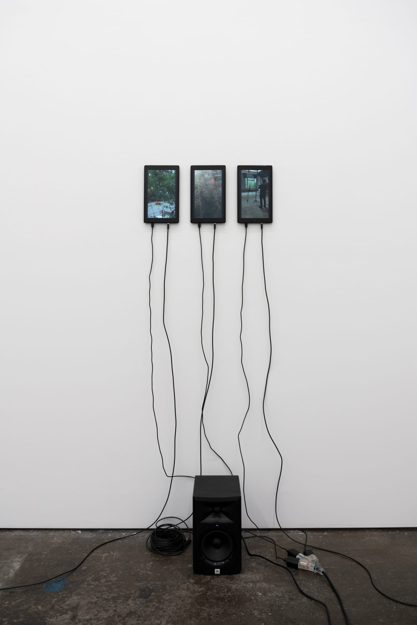 Shannon Ebner EARTHLY TRIO, 2019 3 channel video with audio 2:38 minutes Trumpet: Nate Wooley