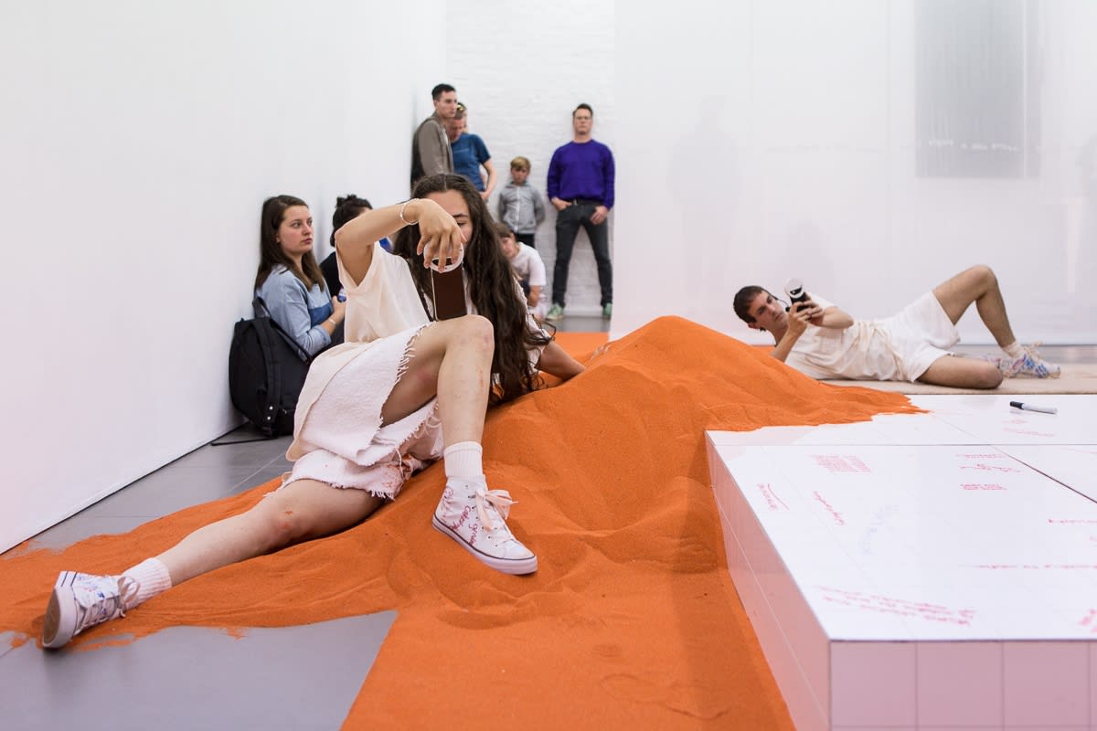 YGRG14X: reading with the single hand V