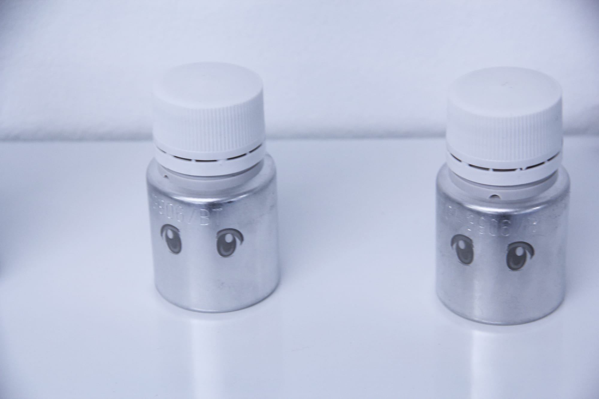 Ai am looking away, Ai head upturned to the stars.