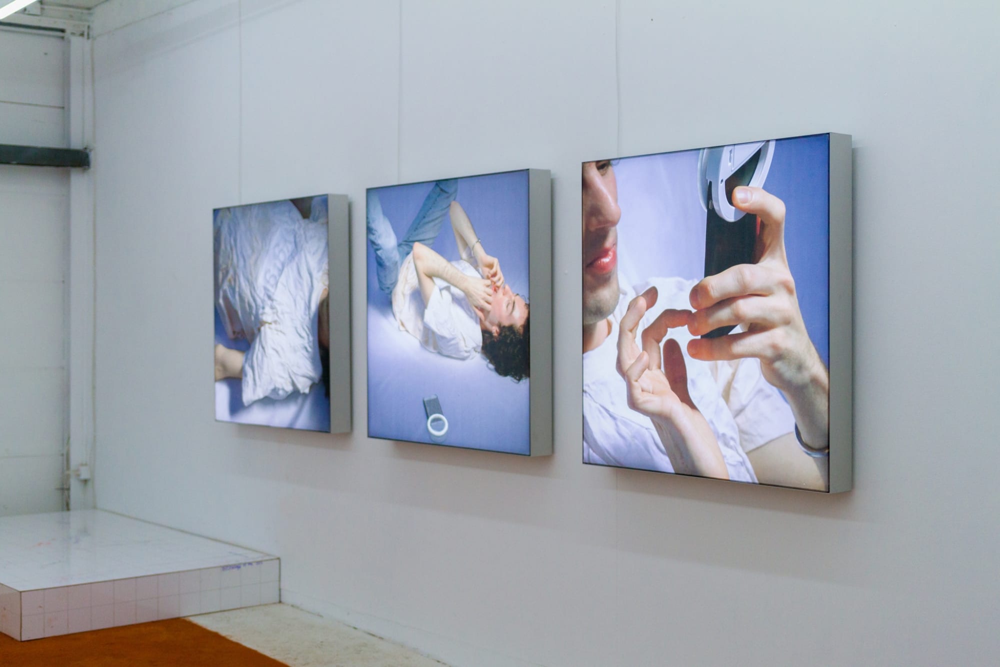 YGRG14X: reading with a single hand II