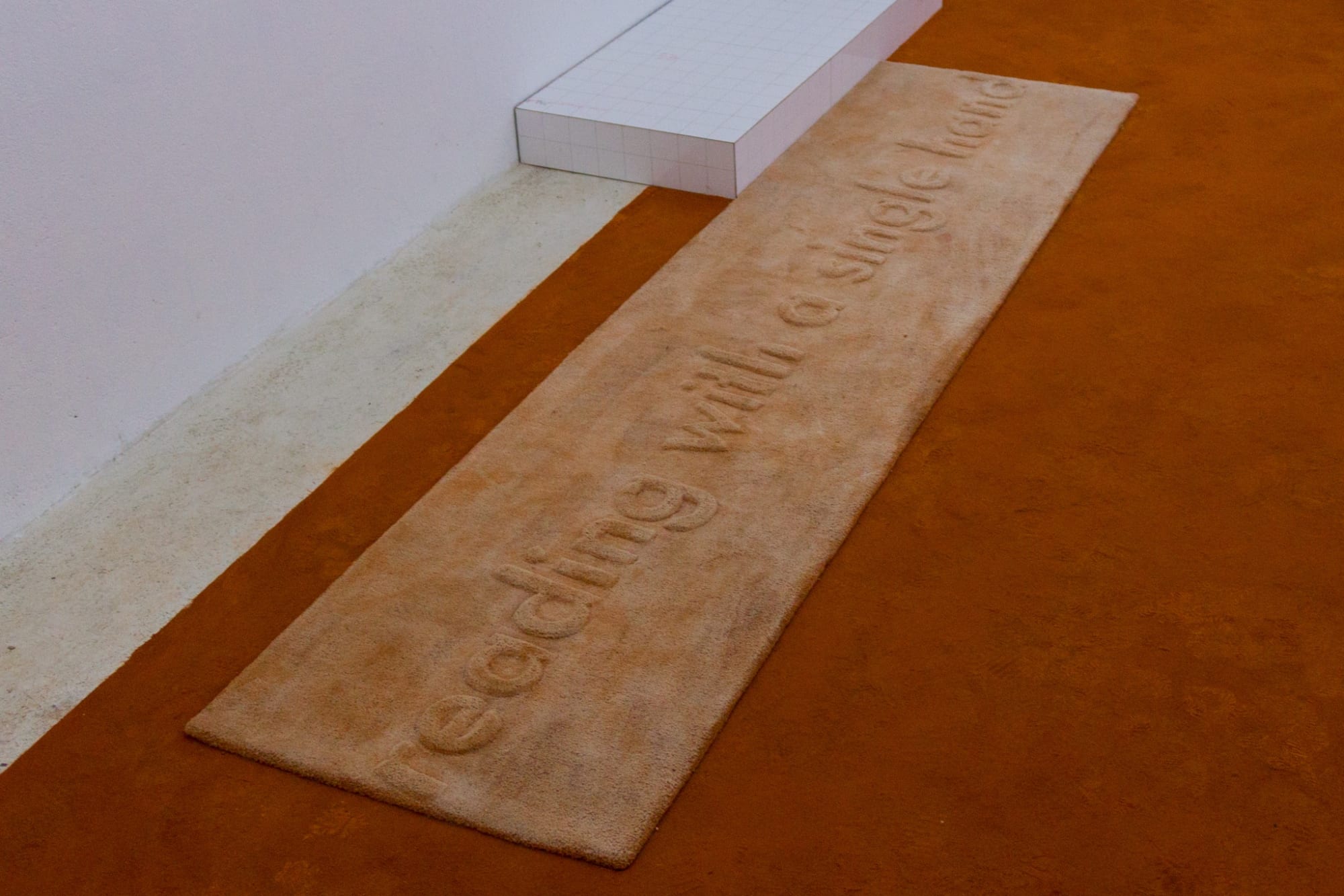 YGRG14X: reading with a single hand II