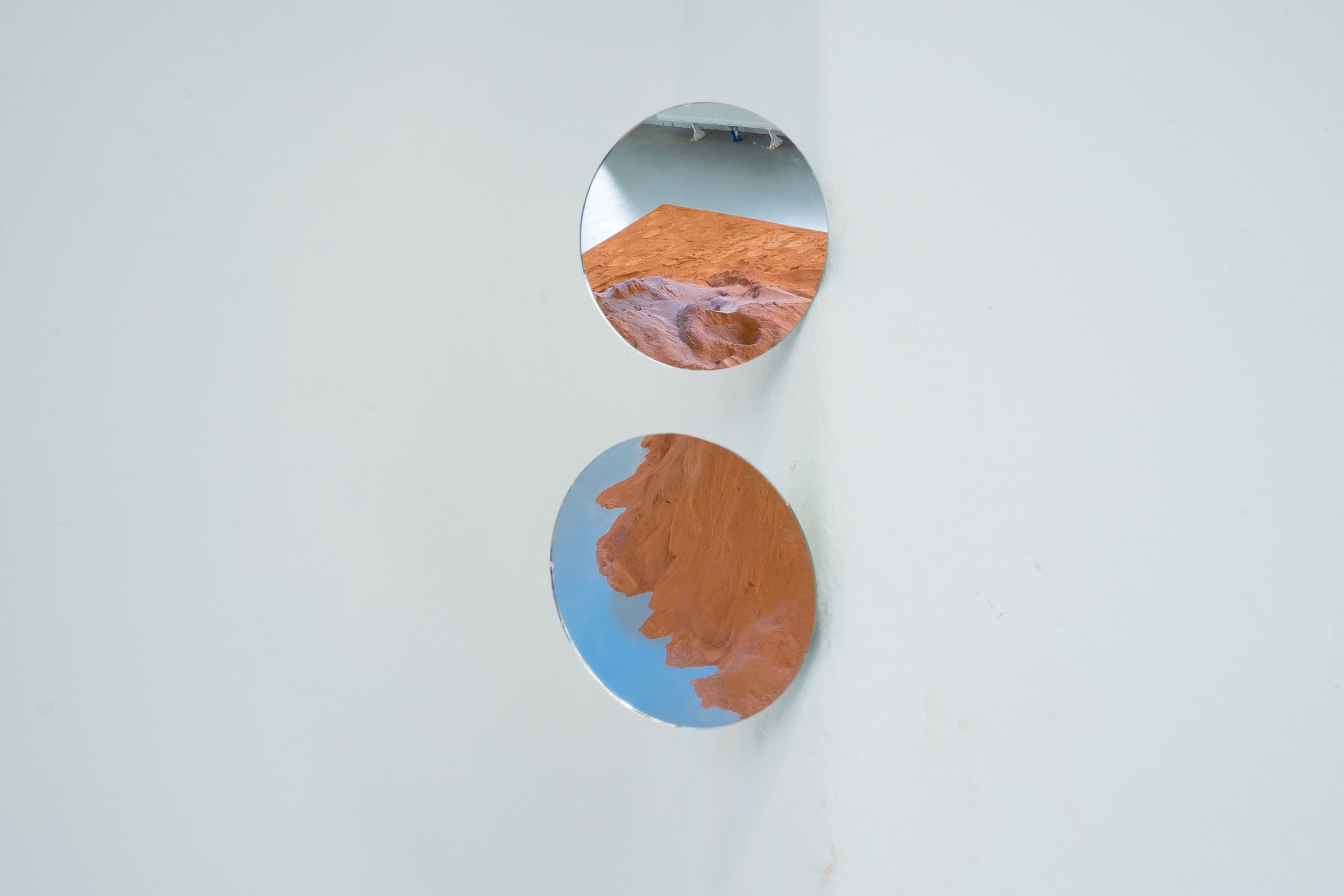 YGRG14X: reading with a single hand VIII