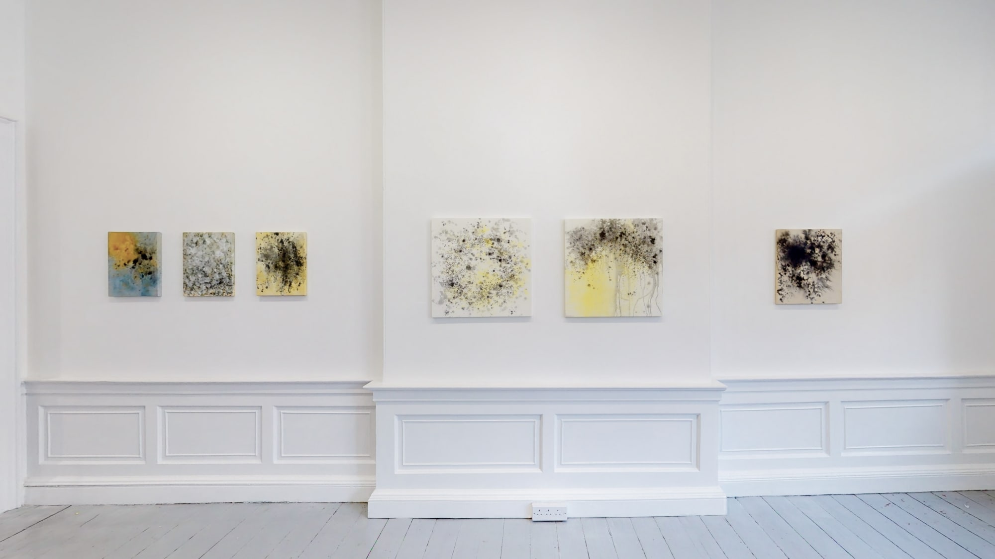 Edinburgh Gallery Jana Emburey