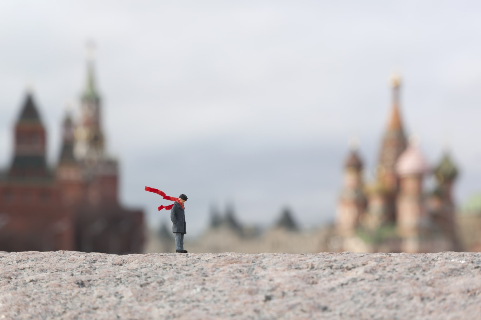 Slinkachu In To The Wind print