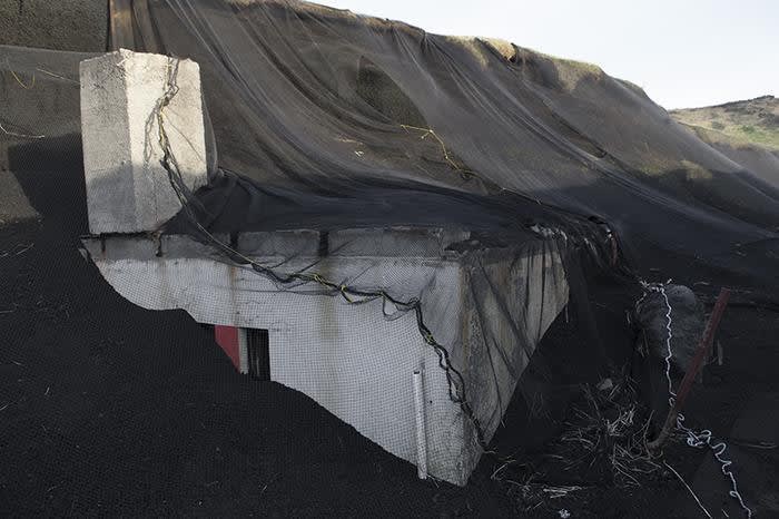 Sabine Mirlesse Installation view, As if it should have been a quarry , La Galerie Particulière, Brussels, Belgique.