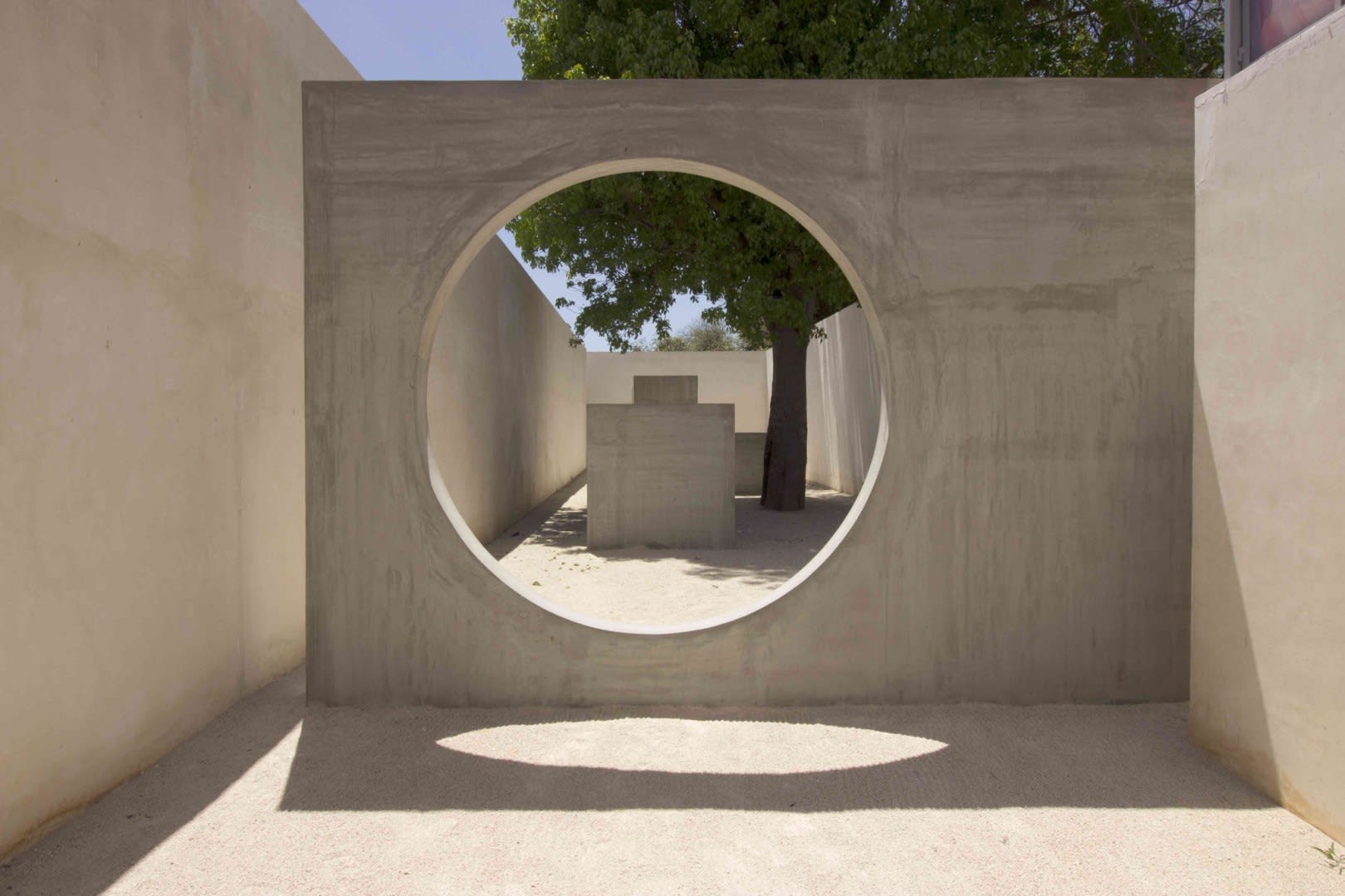 José León Cerrillo Futura, installation view joségarcia, mx, Merida, Mexico, 2018