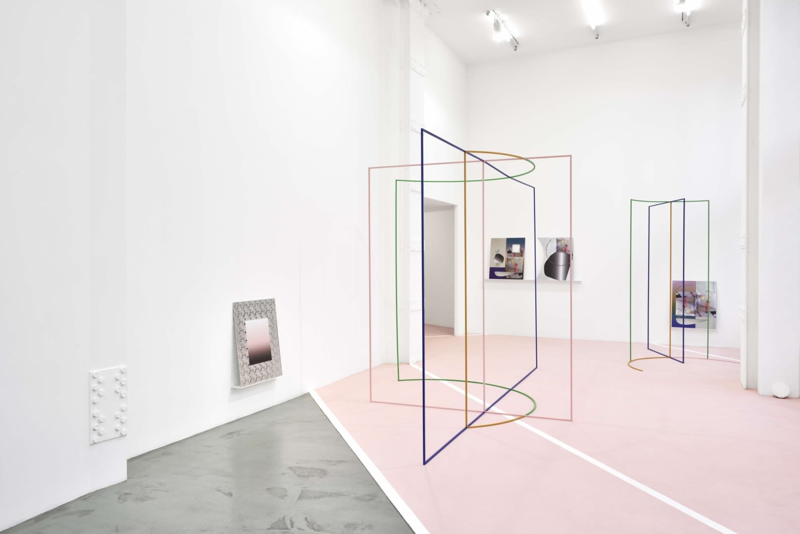 José León Cerrillo Installation view "Continuum (now point with horizon of the past) at Galerie Mitterrand, Paris, France, 2017