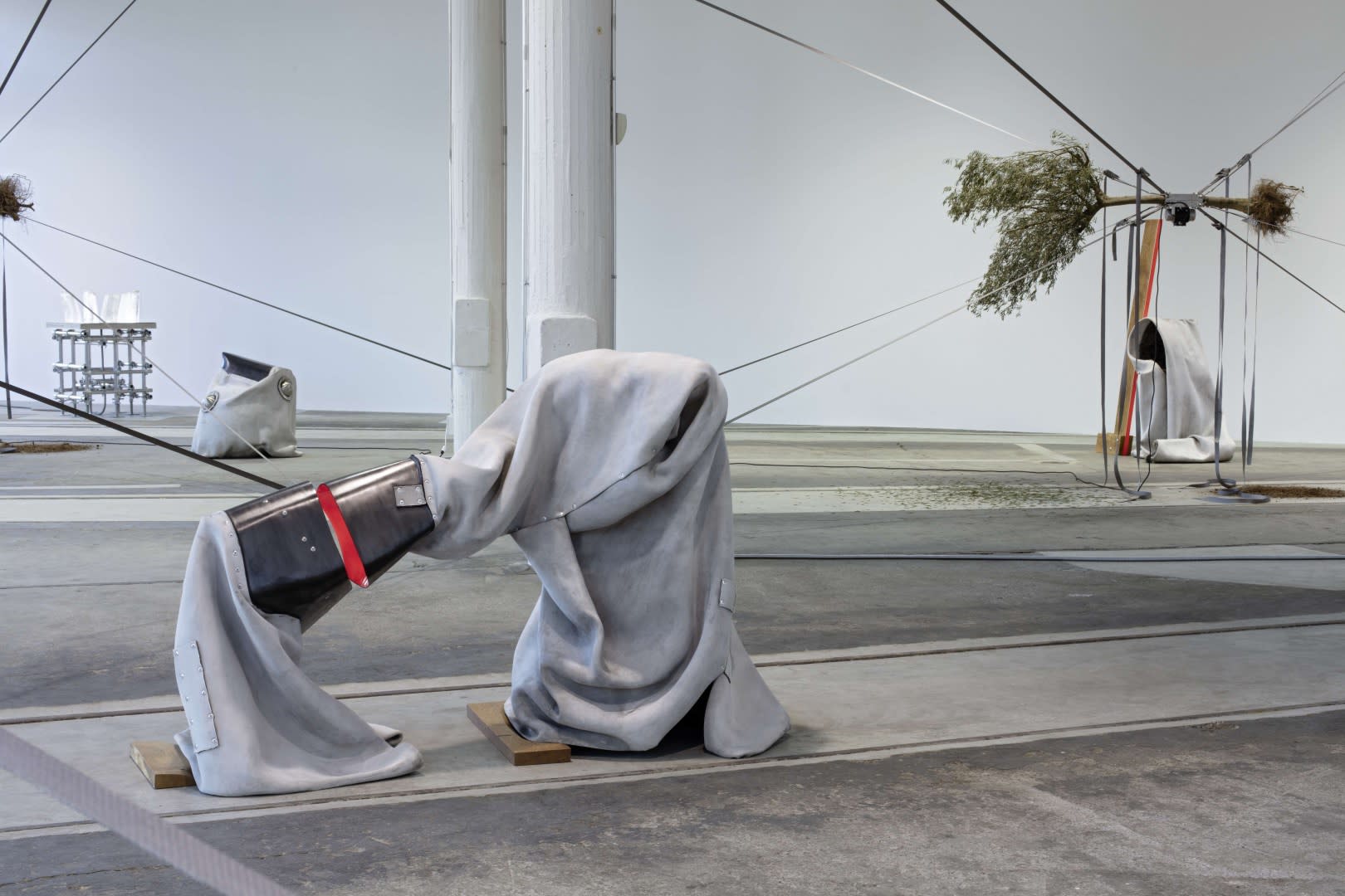 Siobhán Hapaska Installation view Kunstmuseum St. Gallen, Lokremise, St. Gallen, Switzerland, 2020