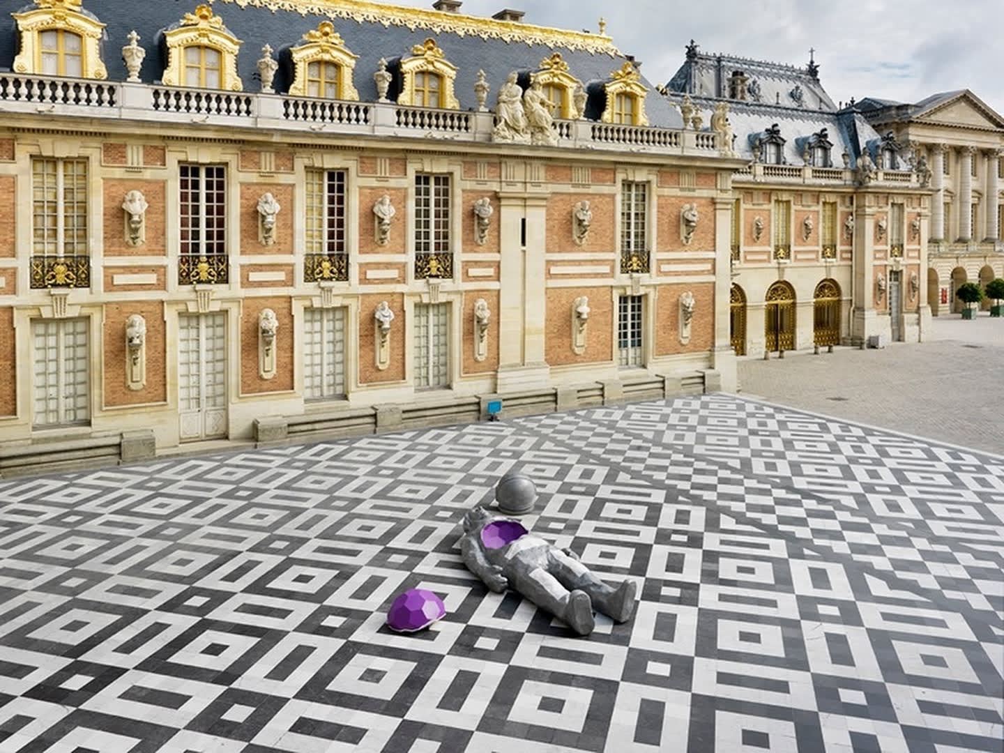Xavier Veilhan Installation view, Chateau de Versailles, France, 2009