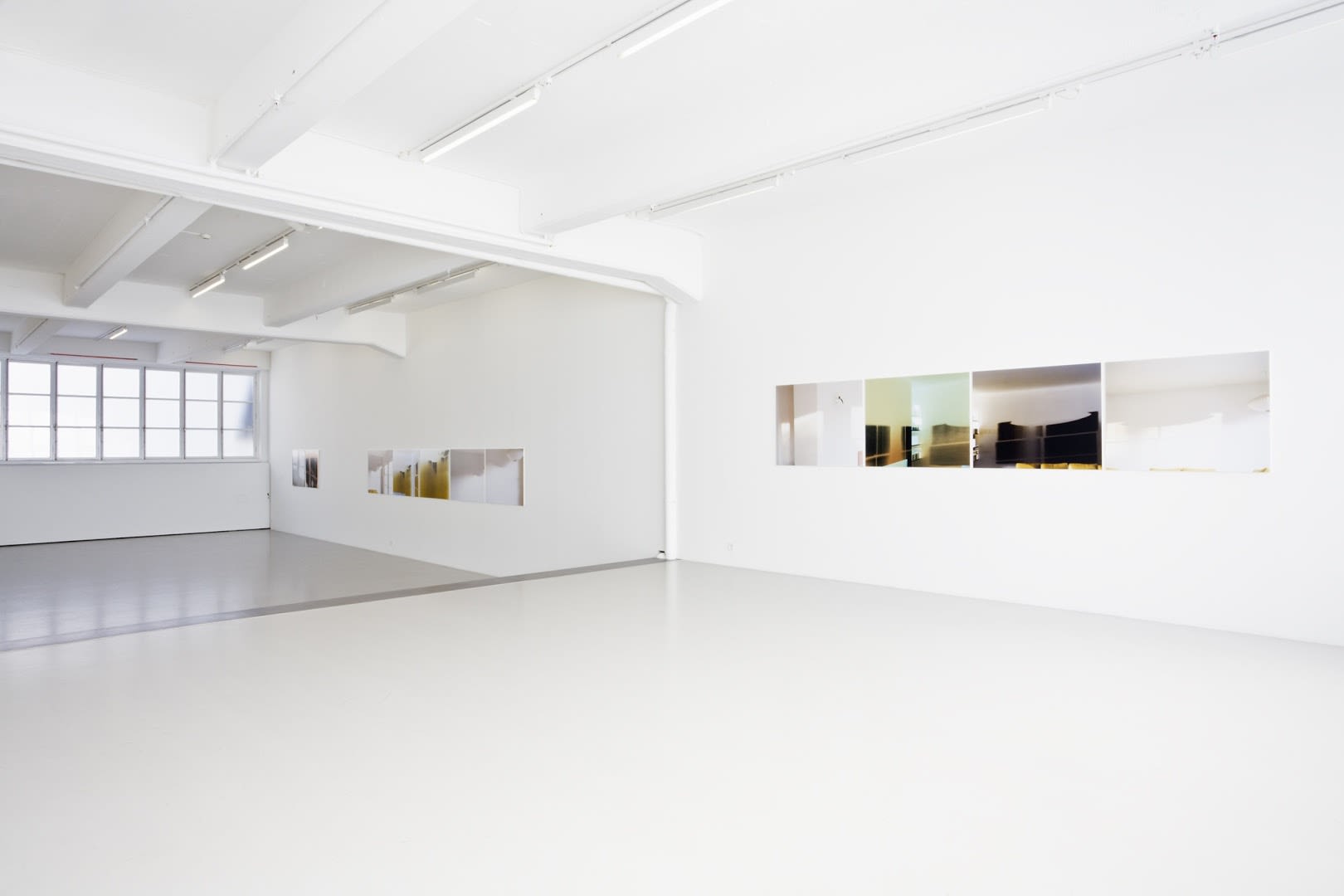 Uta Barth Installation view, Sundial, Andréhn-Schiptjenko, Stockholm, Sweden, 2008