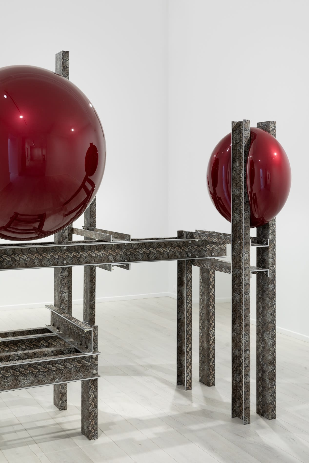 Siobhán Hapaska Installation view at Andréhn-Schiptjenko, Paris, France, 2023