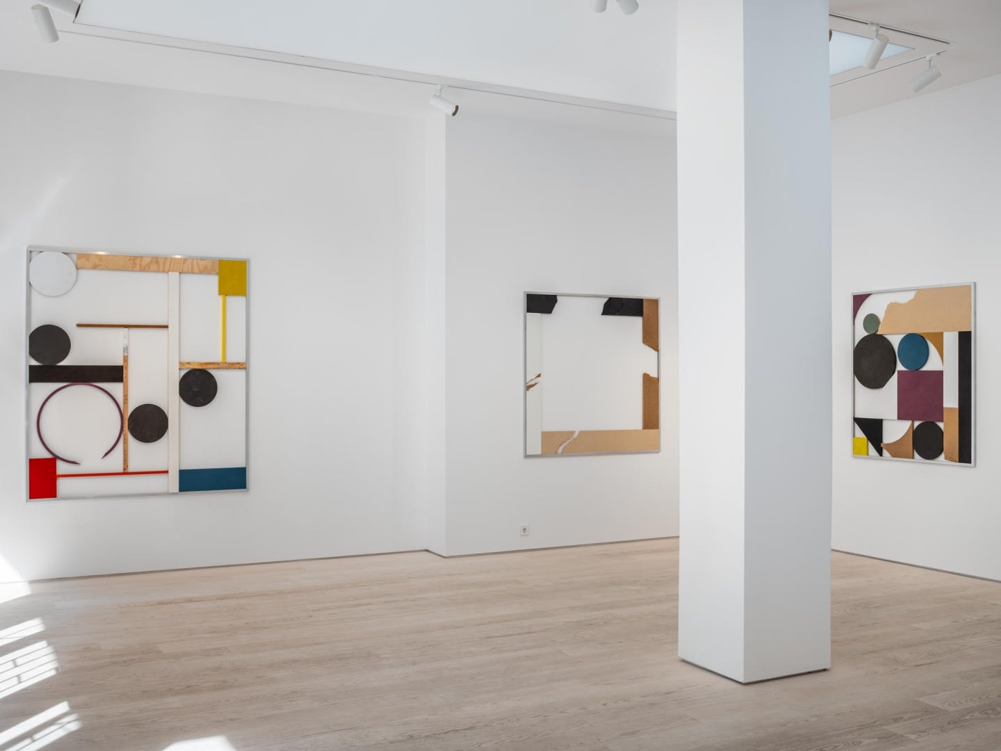 Jacob Dahlgren Installation view "Not and Or", Andréhn-Schiptjenko, Stockholm, Sweden, 2019