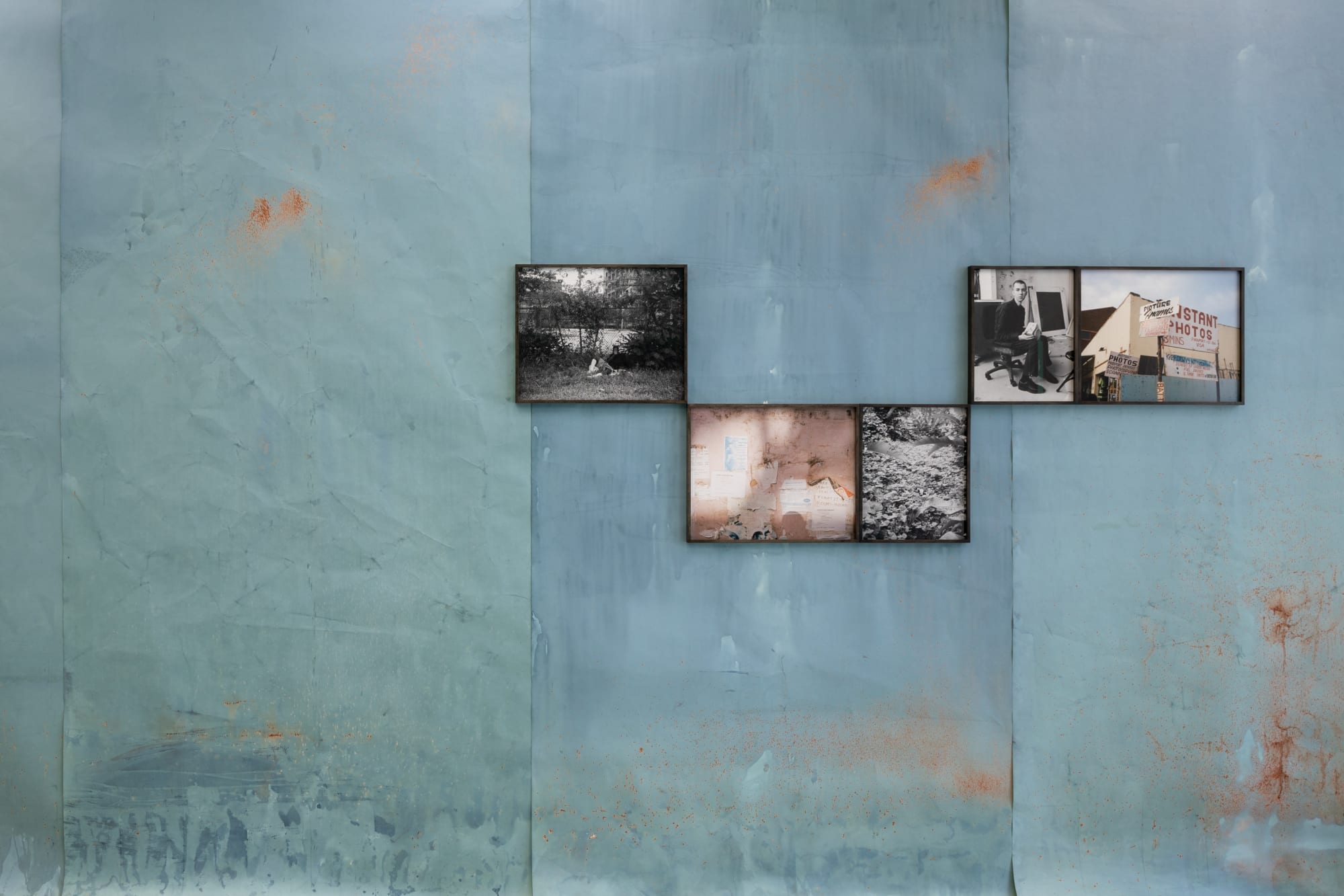 Santiago Mostyn Installation view, Andréhn-Schiptjenko, Paris, France, 2022