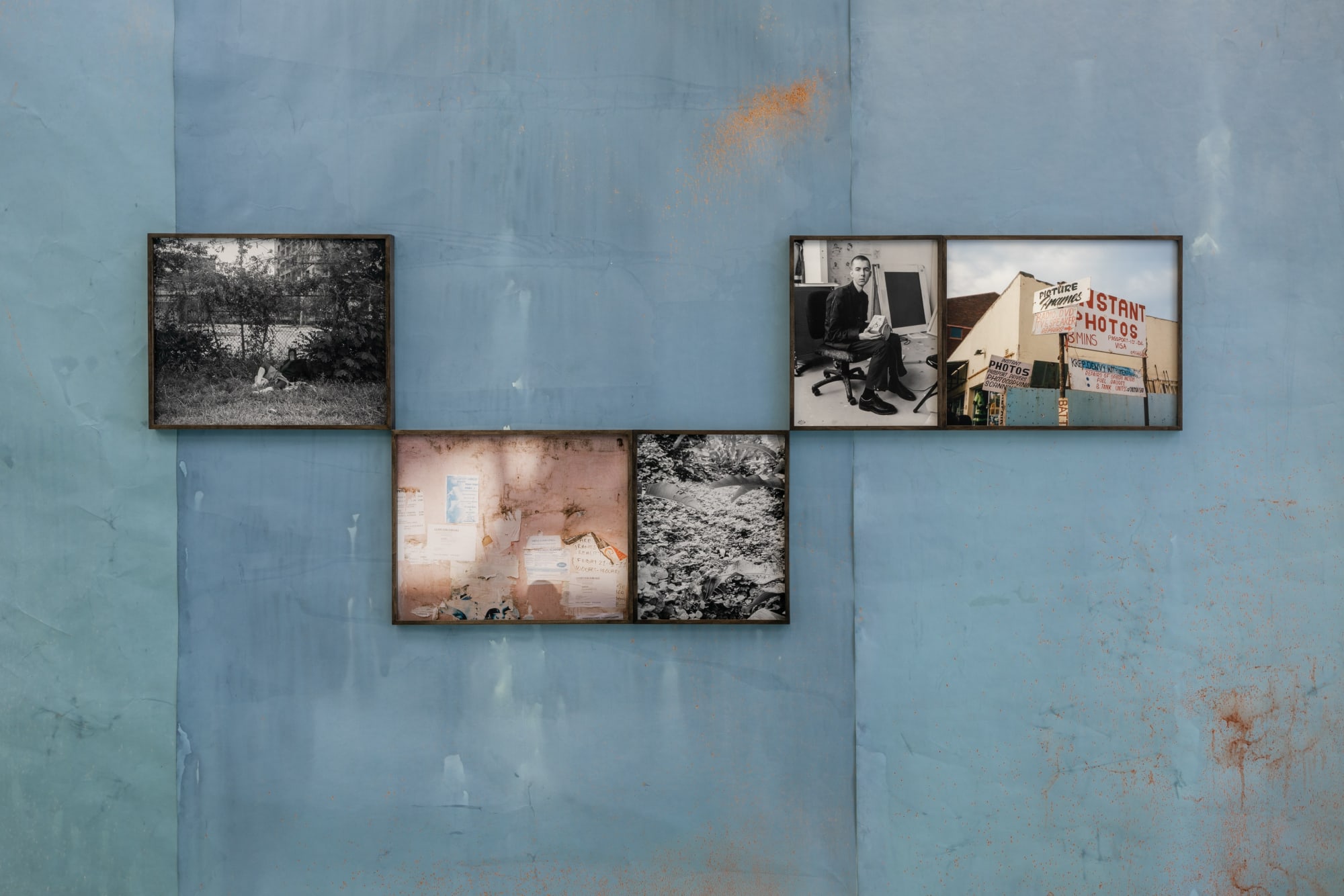 Santiago Mostyn Installation view, Andréhn-Schiptjenko, Paris, France, 2022