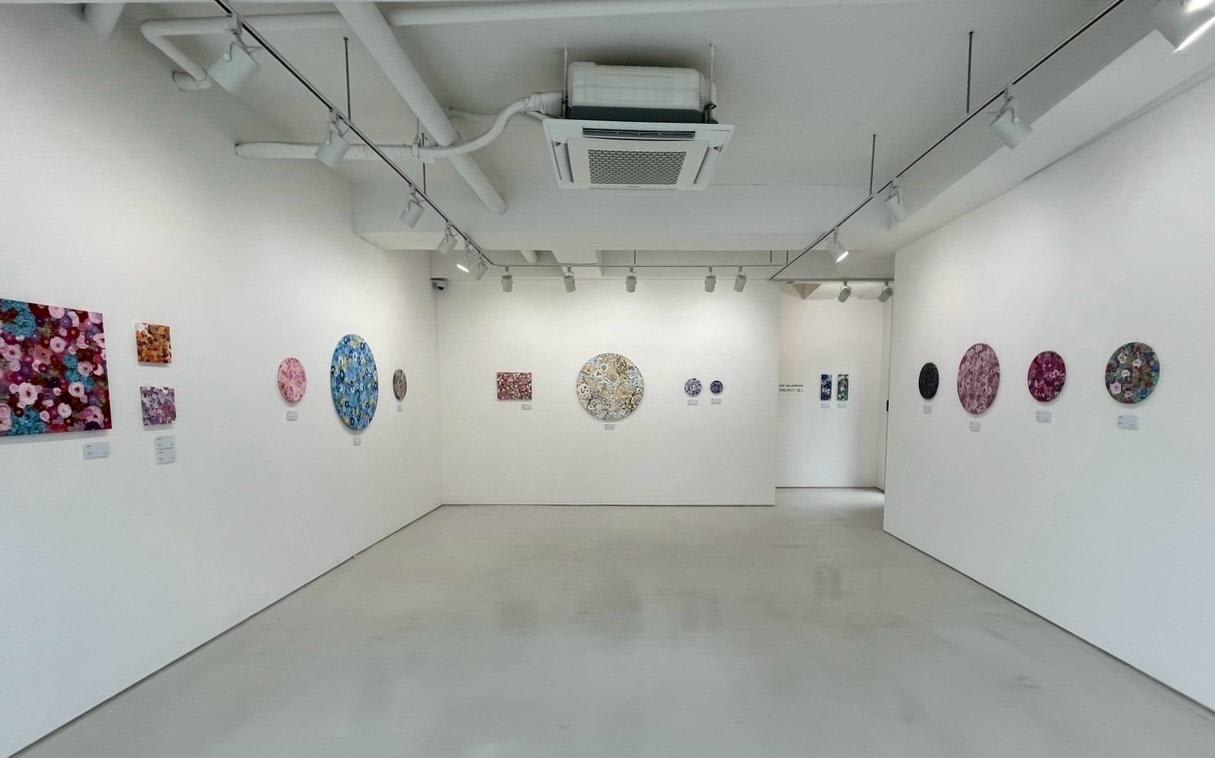 Escaping to the Imaginary Garden