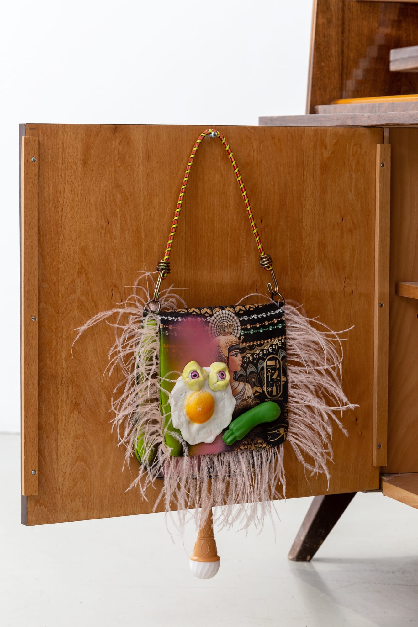 Сюрприз контейнер