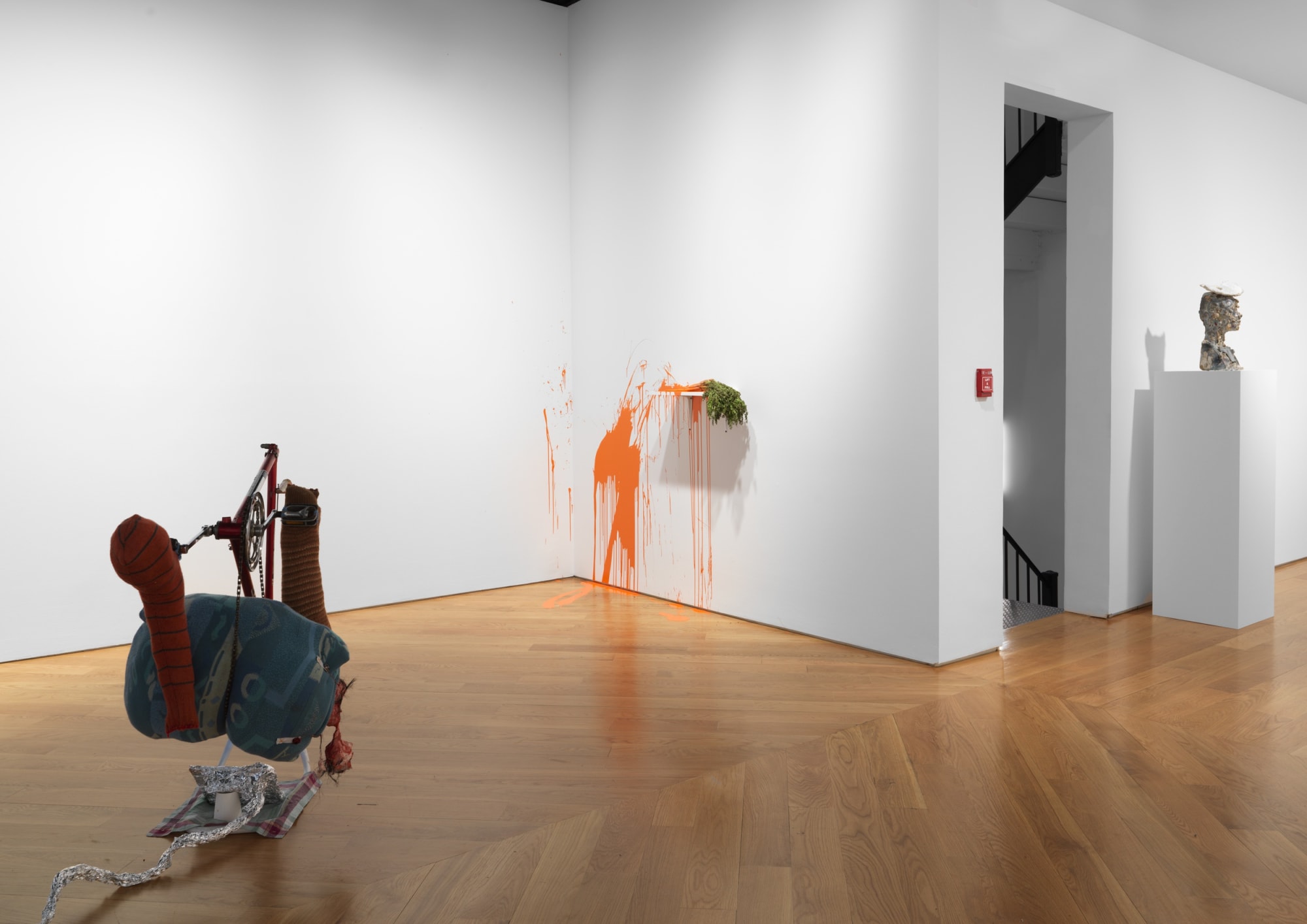 Group exhibition WirrWarr installation shots featuring works by gallery artists and others. David Altmejd, John Bock, and others are shown.