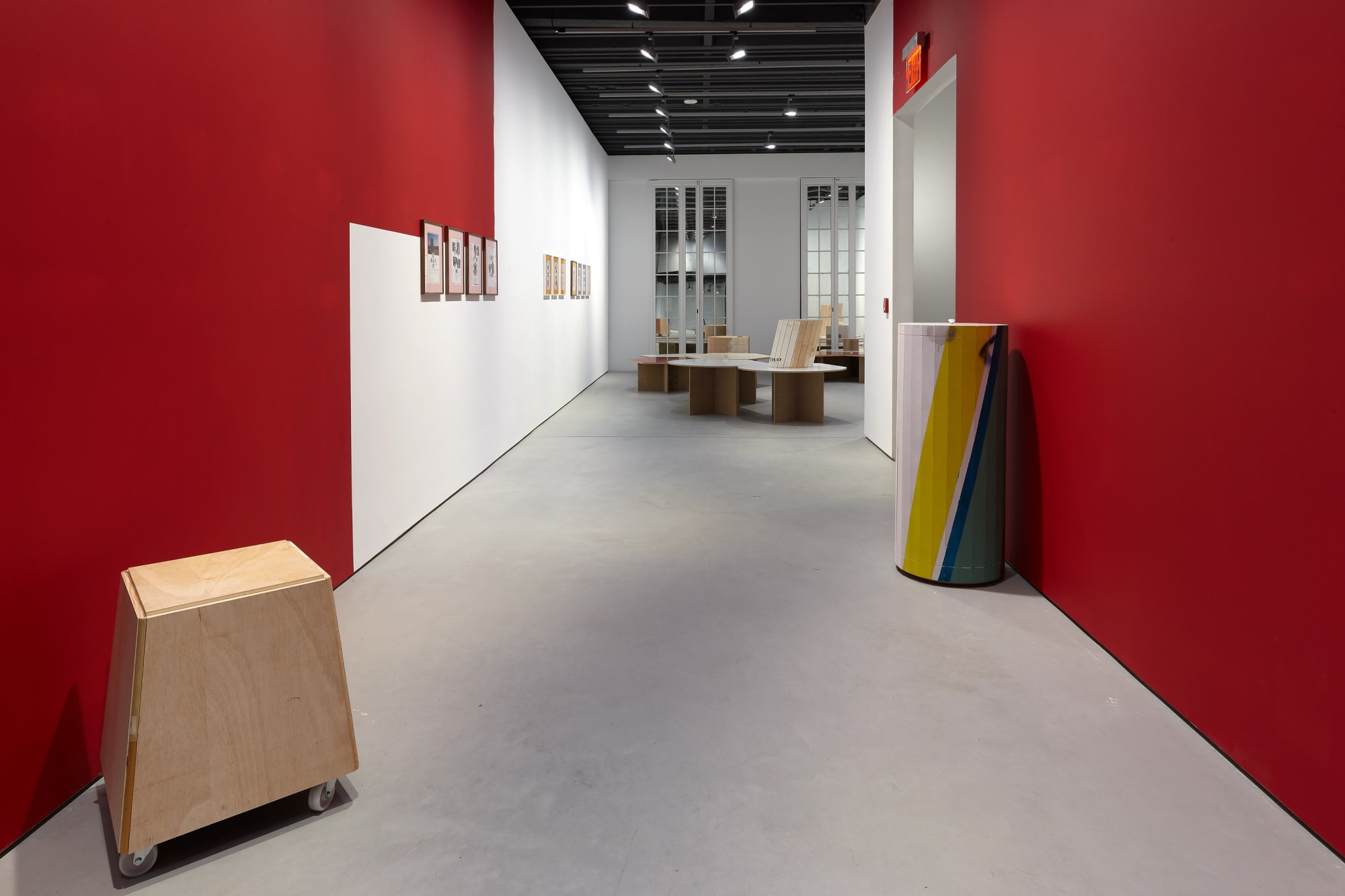 Installation view of Manfred Pernice's exhibition of sculptures involving architecture language. Unique view.