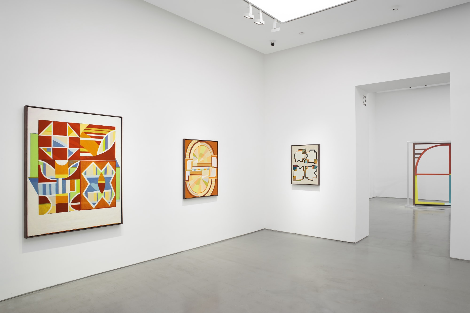 LIANG Manqi: Gazing at The Imaginary