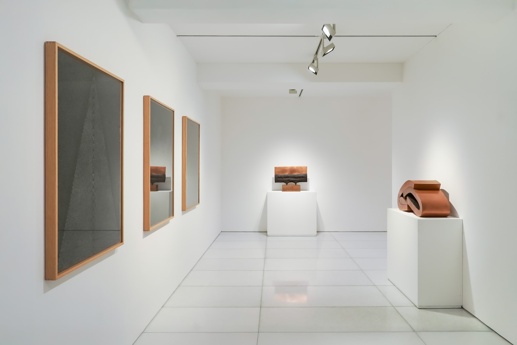 UM Tai-Jung: World Worlds