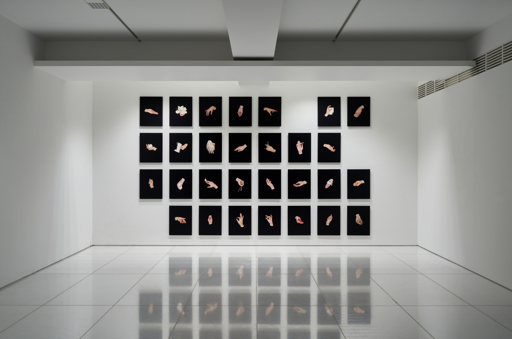 LEE Jinju: Discontinuouscontinuity