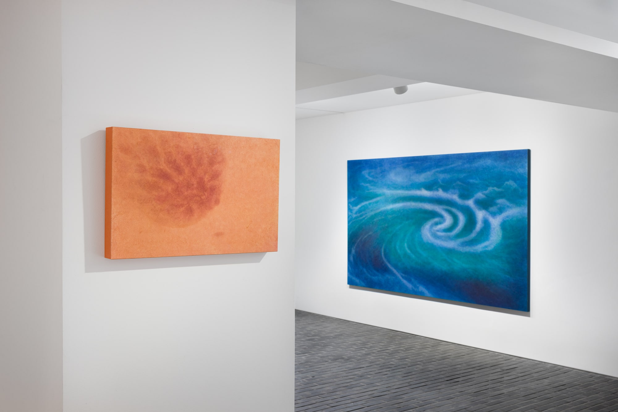 LEE Eunsil: Surging Waves