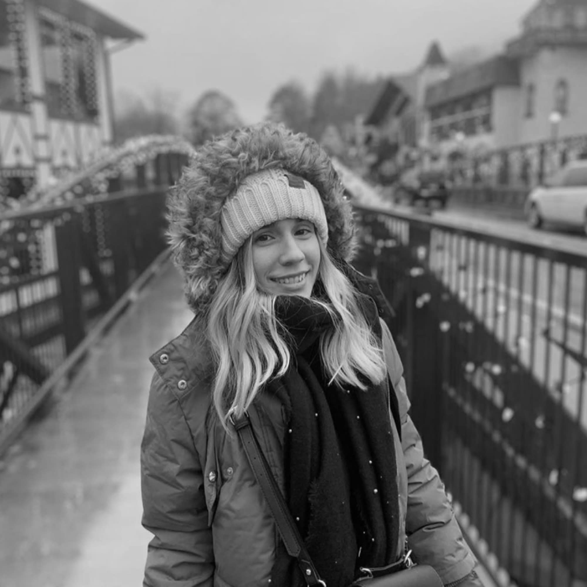 YENIFFER TORRES, MARKETING DIRECTOR