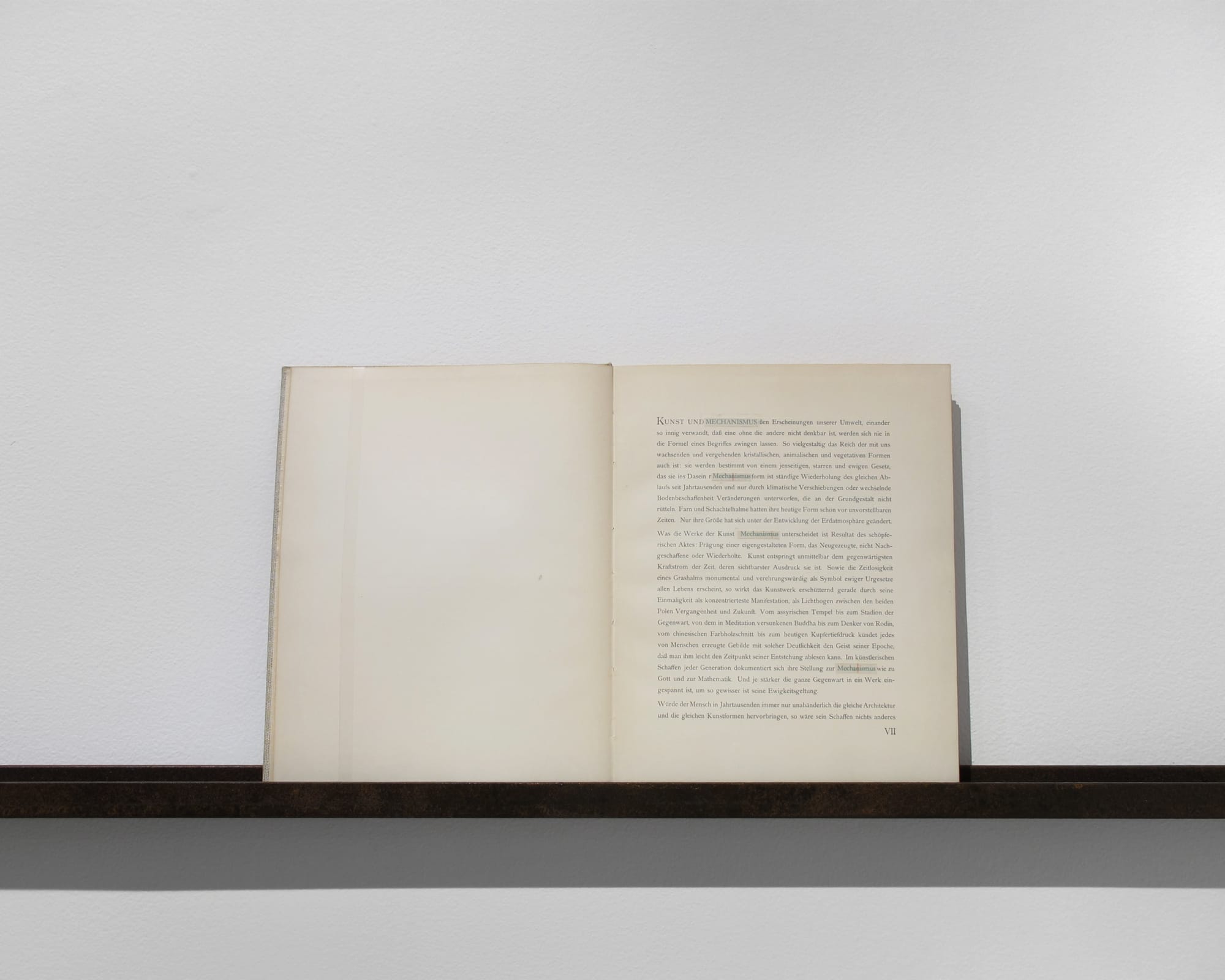 Linarejos Moreno: Art Forms in Mechanism