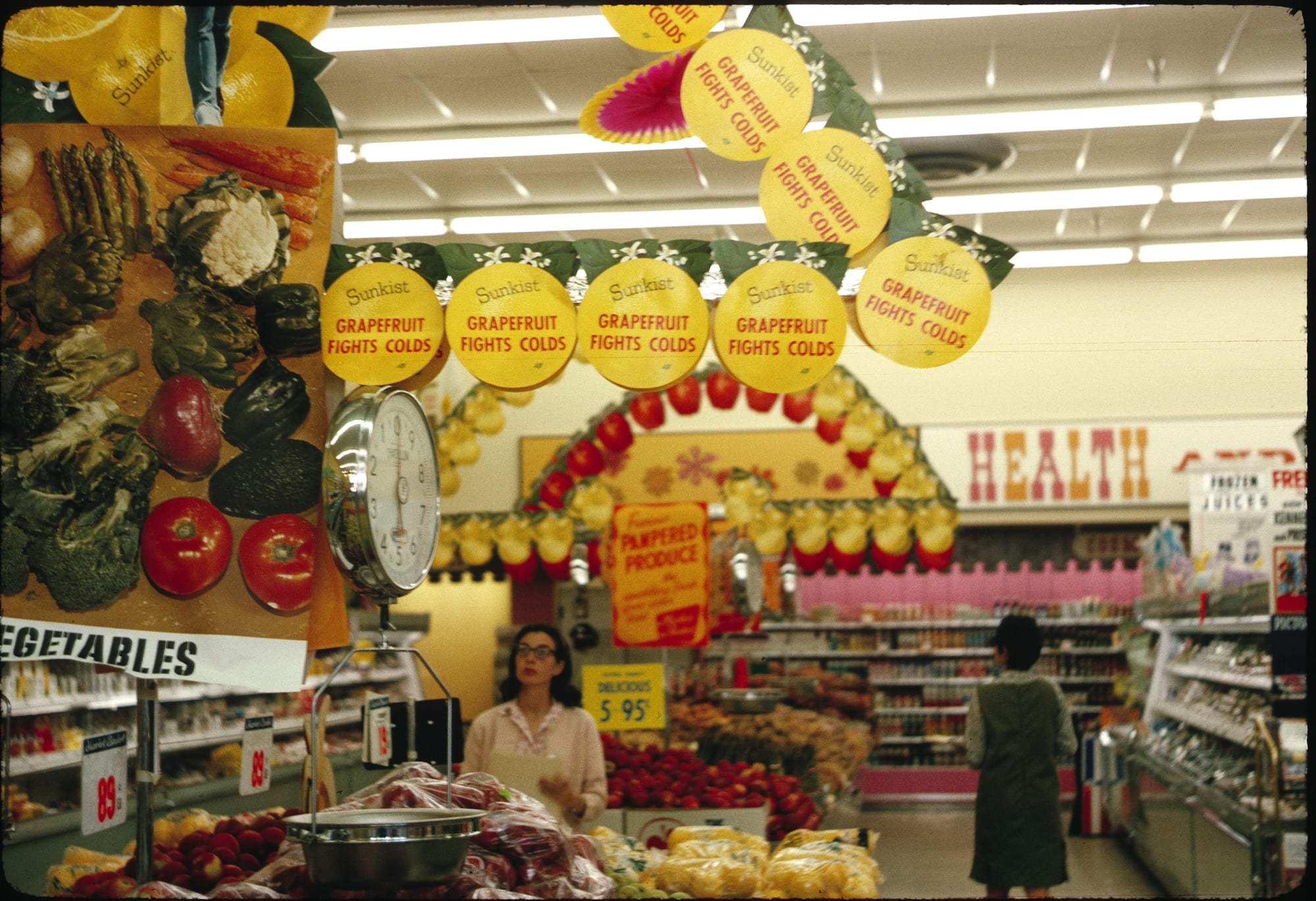 Market Basket interior, ca. 1964.