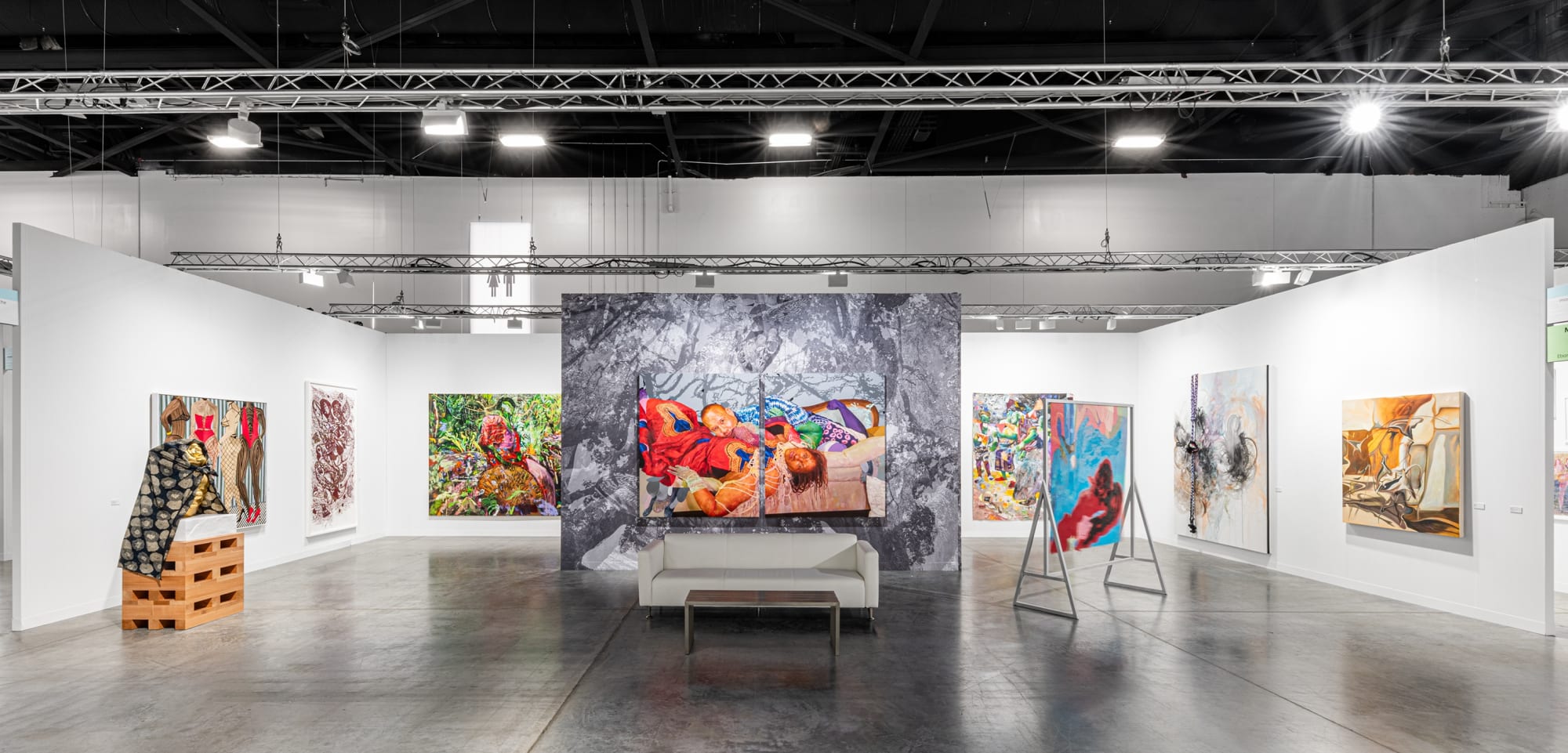 Booth Installation Photography by Mikhail Mishin