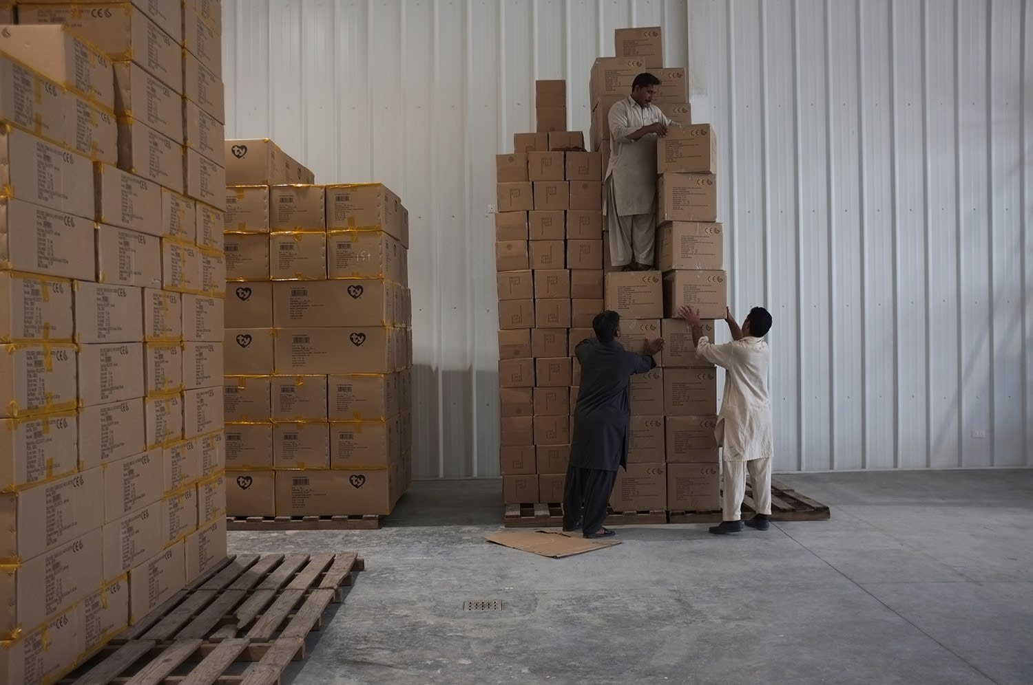 WAREHOUSE PROJECT, 2016