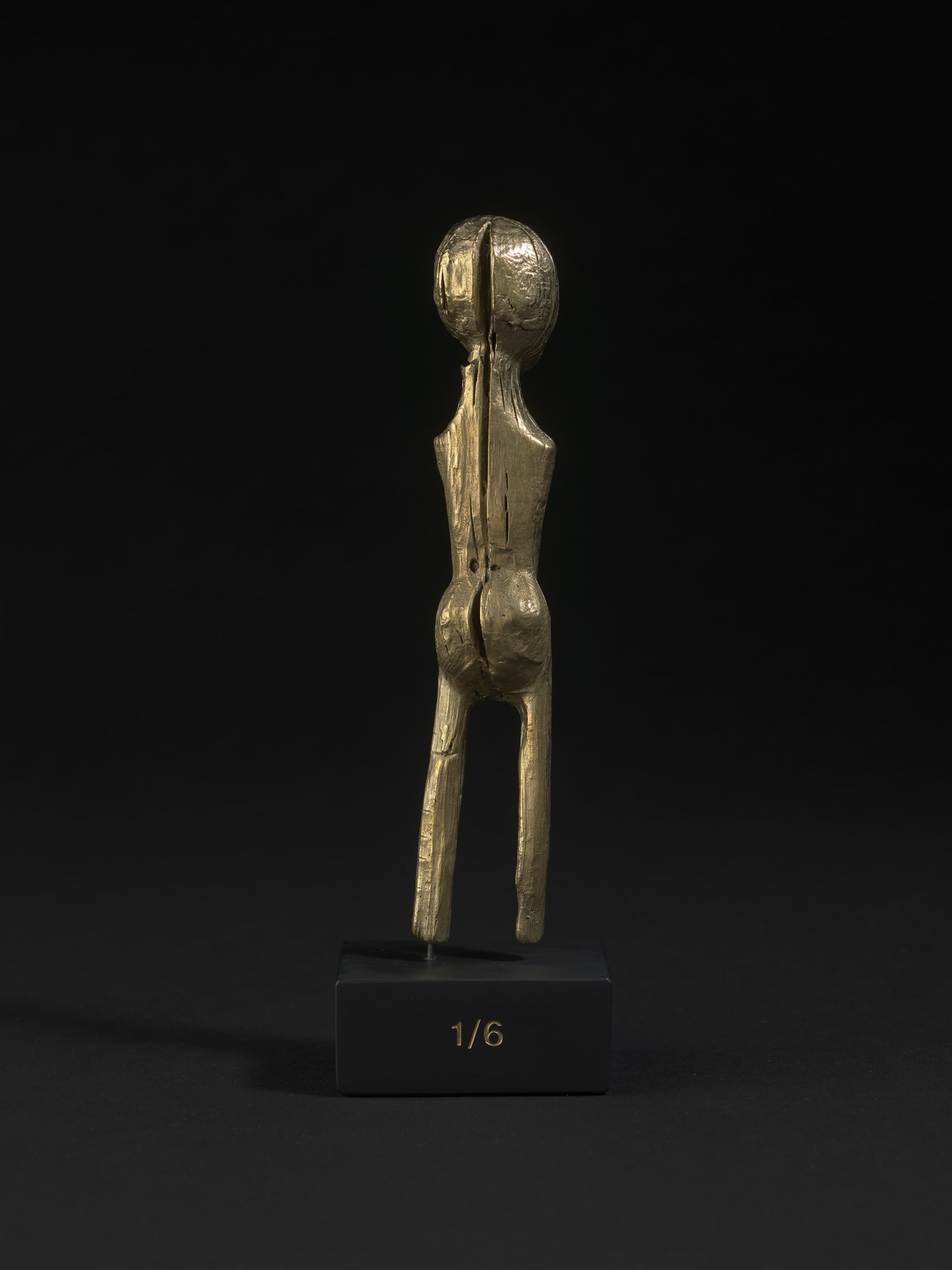 Mantelpiece Idol, 2021, polished brass, slate, 23ct gold, 22 x 7 x 5 cm