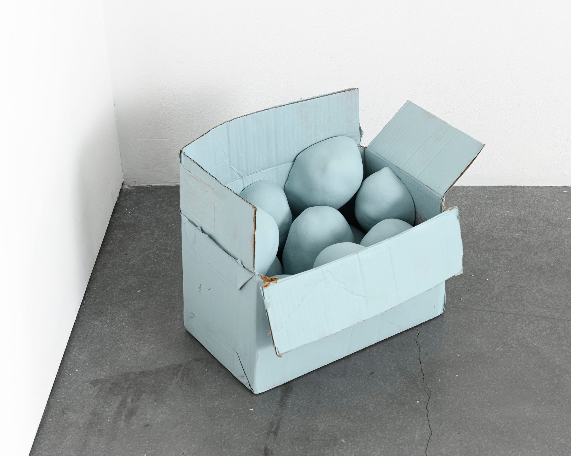 Lee Materazzi – Nipples Pulled Through