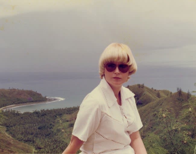 Zoe Crosher – Autoportrait