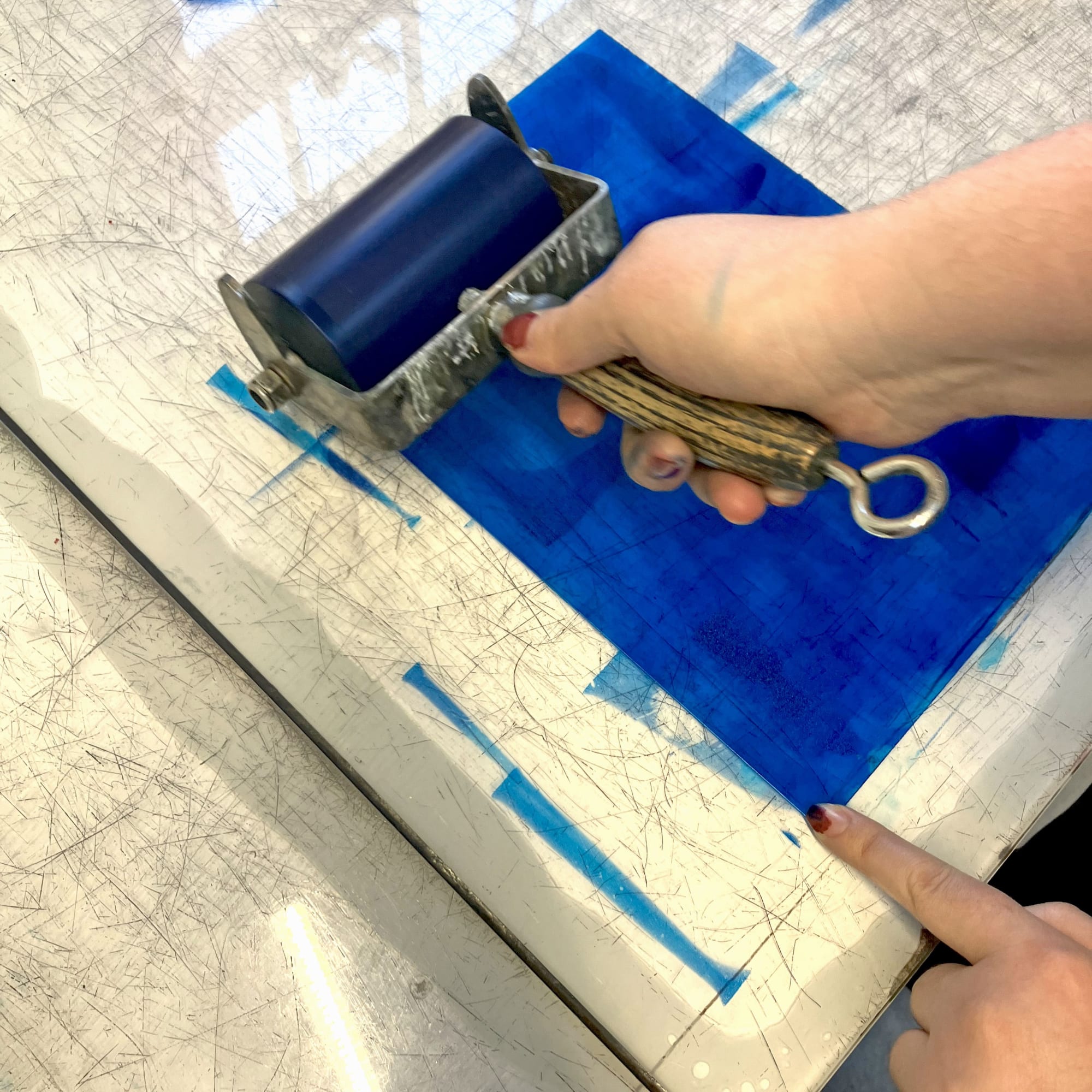 TASTER WORKSHOPS These short, one-day workshops are perfect for exploring a specific technique and seeing how the print studio works. A lot of the preparation is done for you to streamline the process and ensure you get a finished print at the end of the day.