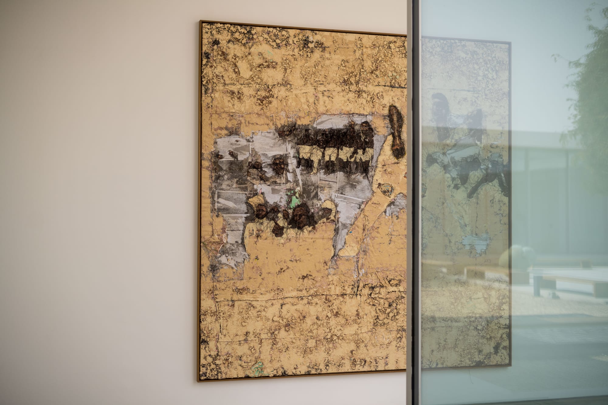 Sharjah Biennal 16: to carry