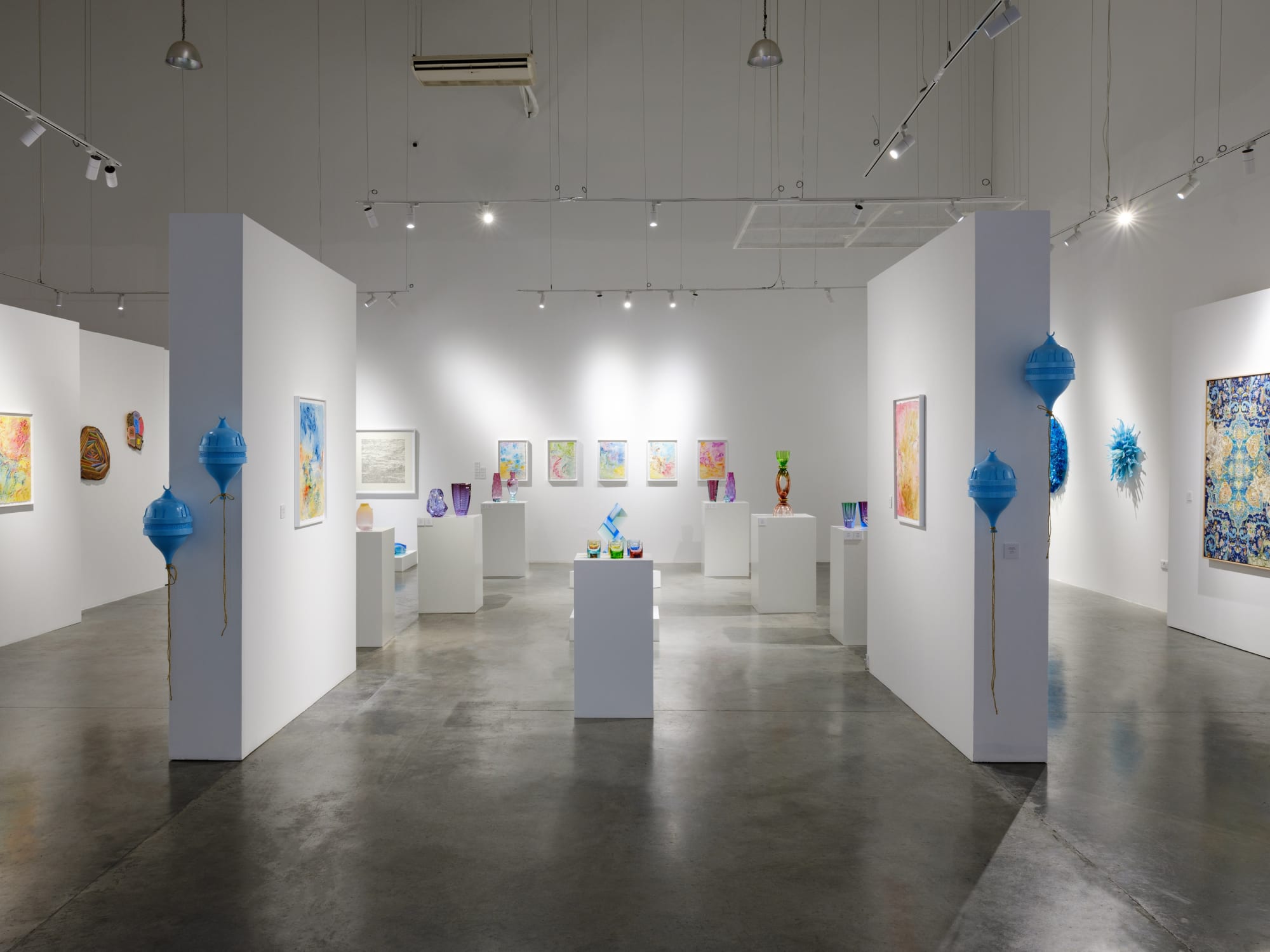 I REMINISCE IN COLOURS