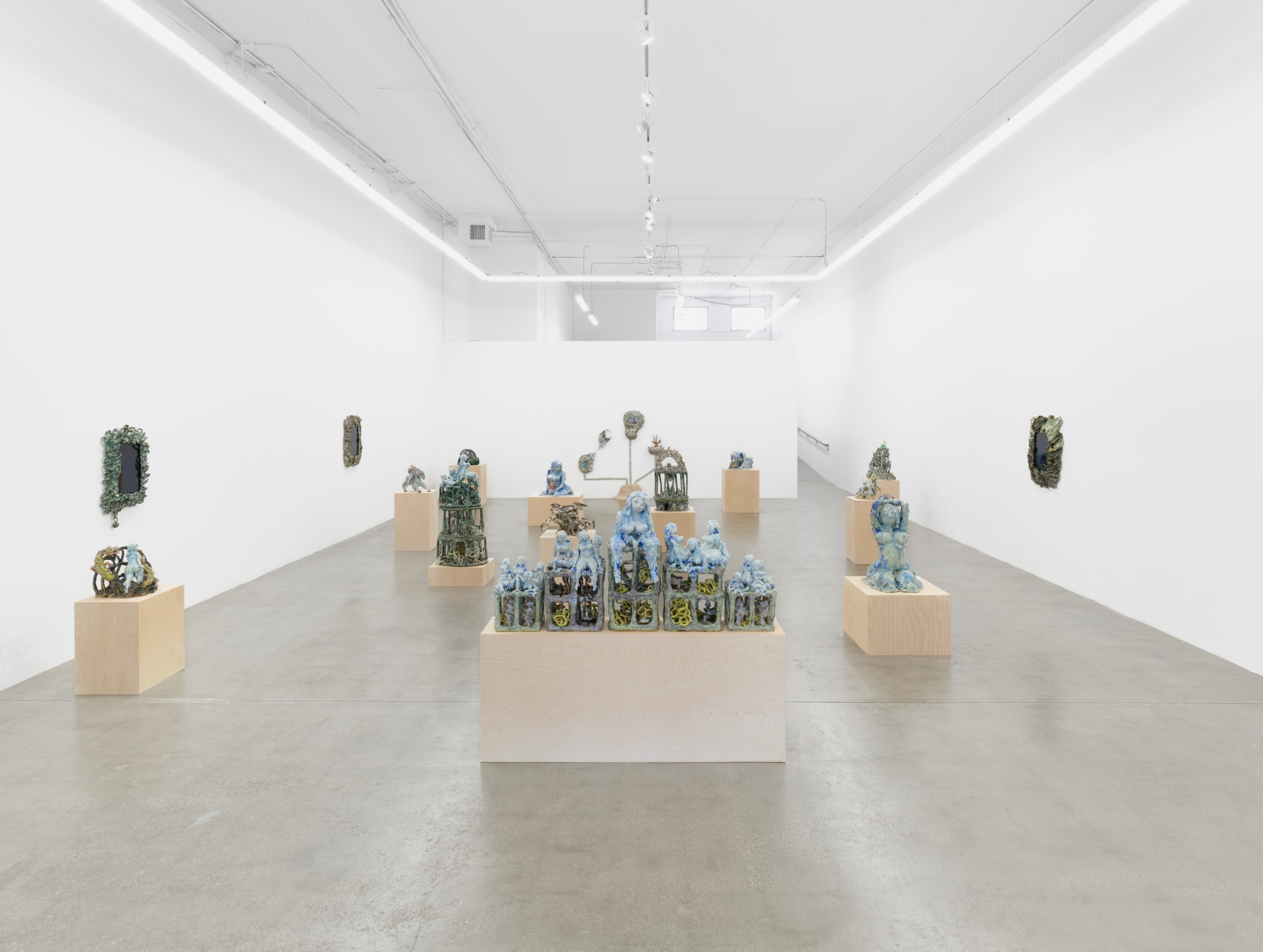 Amia Yokoyama "Unfurling Edge"