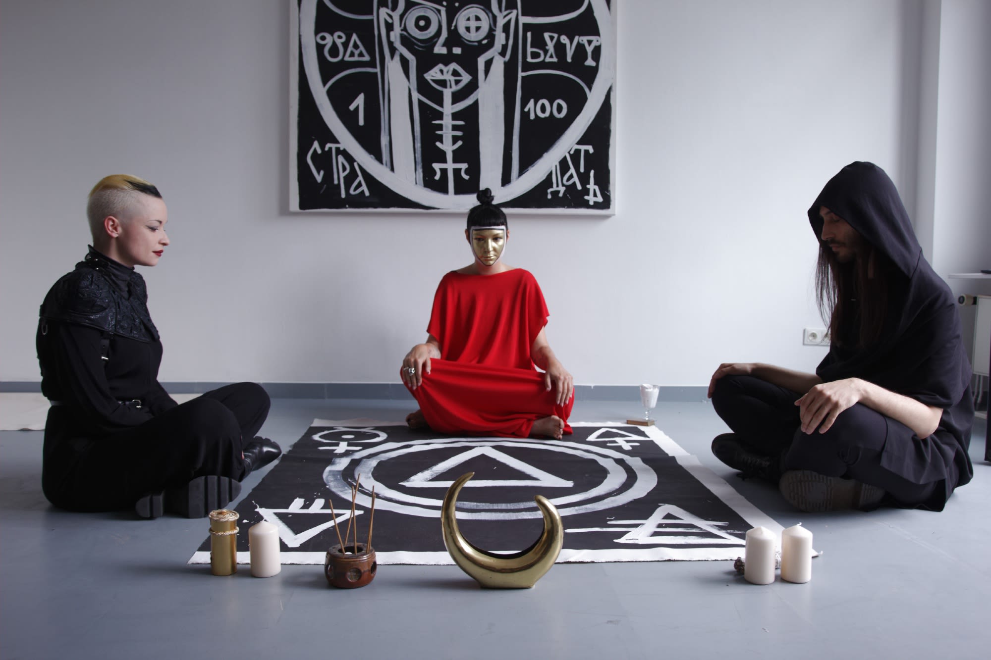 Eyes Wide Shut group exhibition at Anaid Art Gallery Berlin 2017