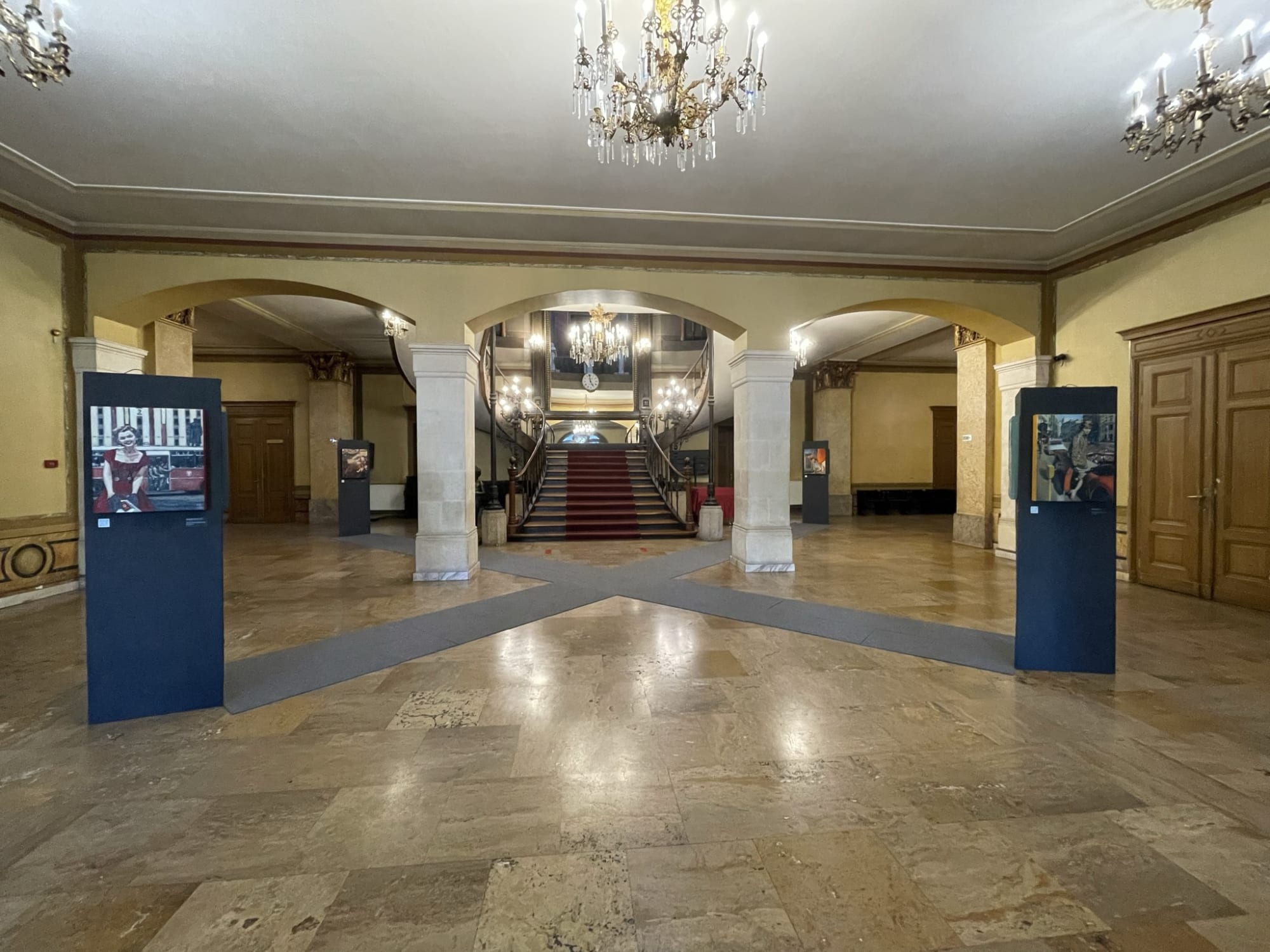 MIHAI FLOREA: CROSSROADS