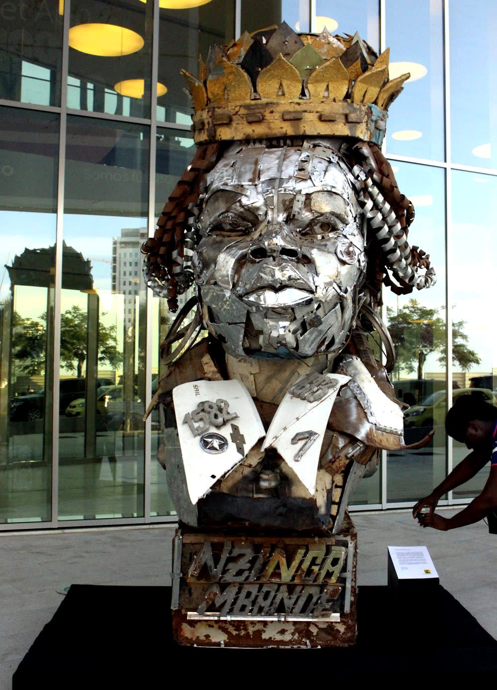 Representation of the Human Figure in Angola