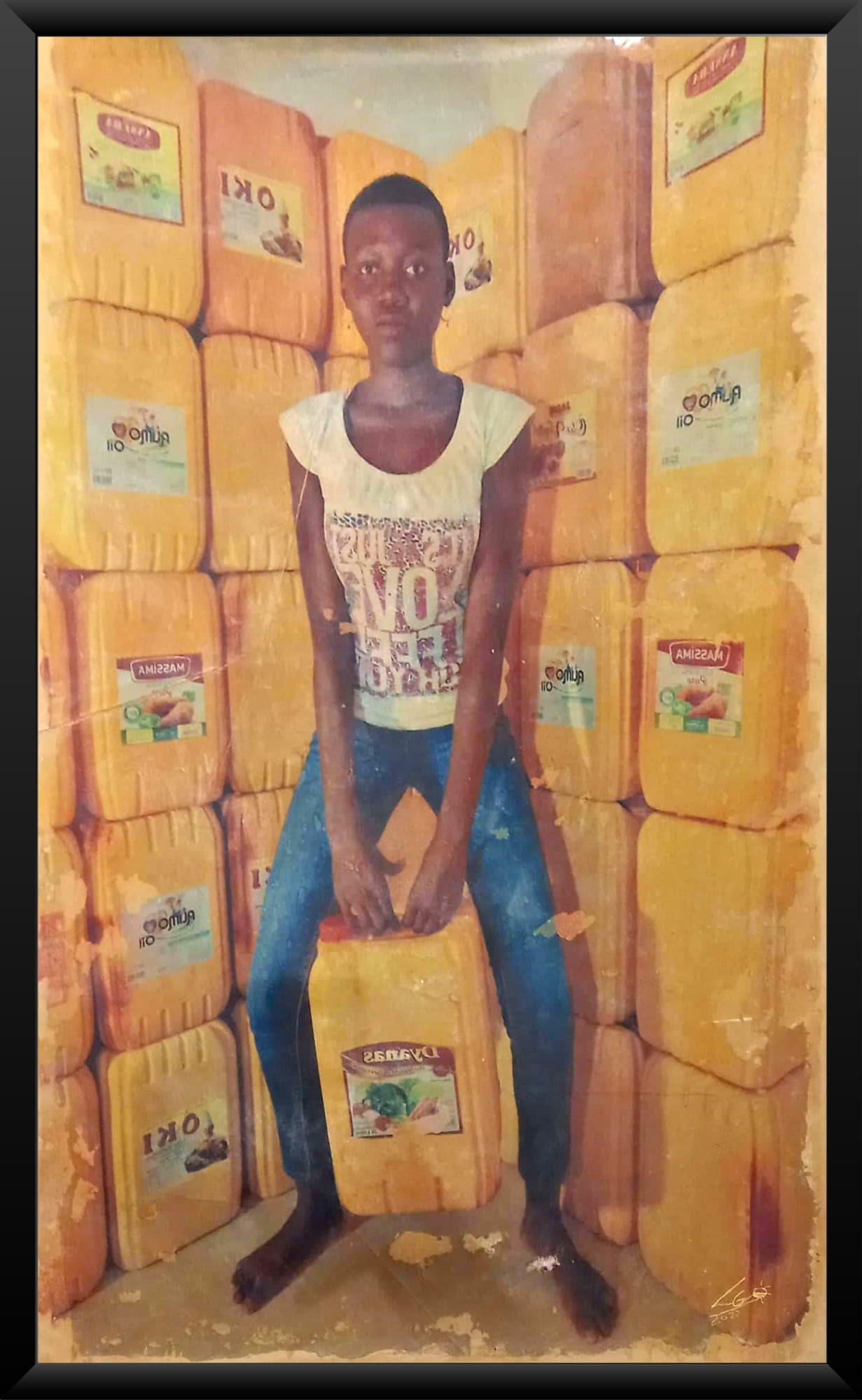 LUÍS DAMIÃO "Oléo em Bidon", 2017 Transfer on paper 115 x 73 cm