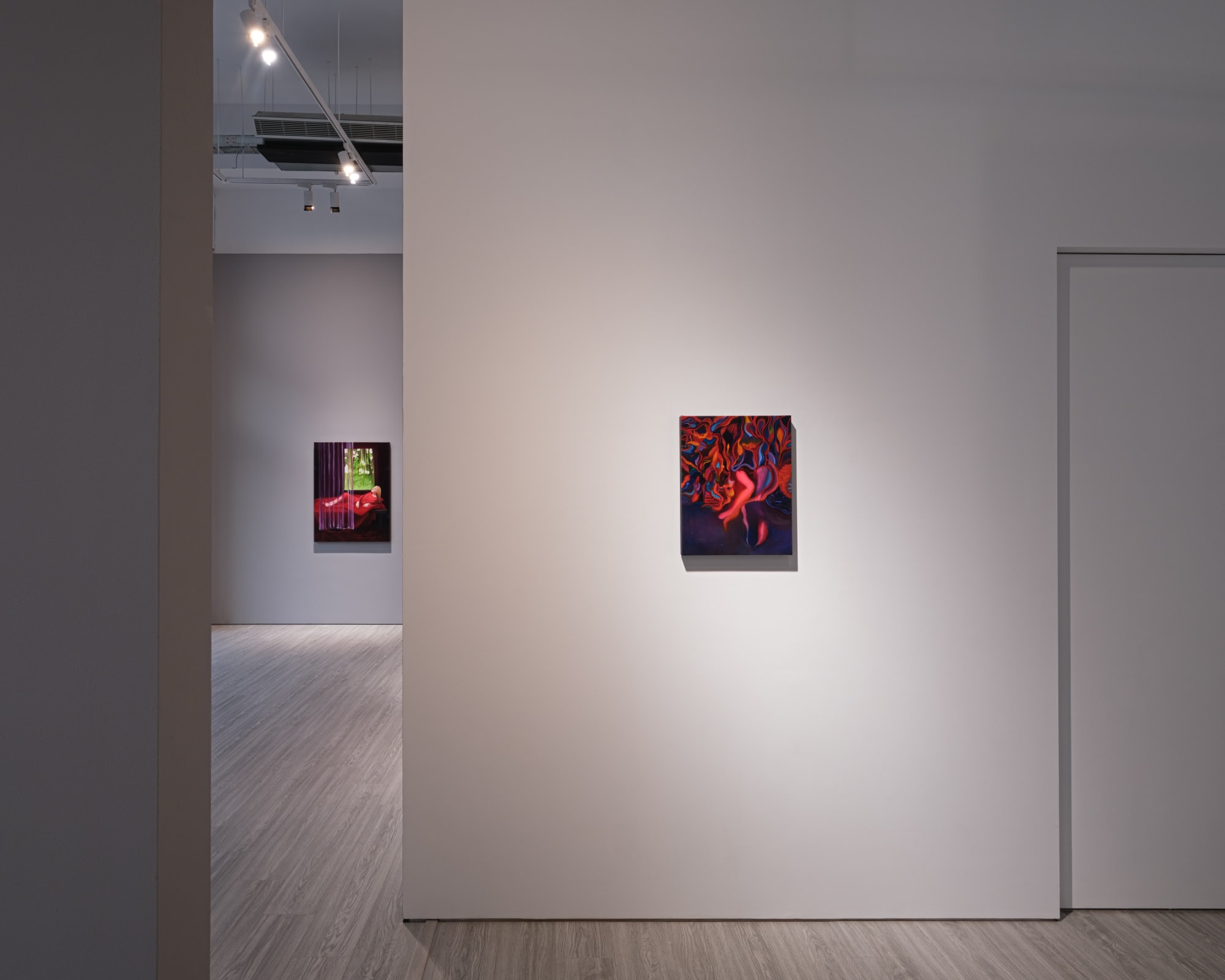 Project Room|Oana Farcas: Chemistry to Burn Bittersweet Romance