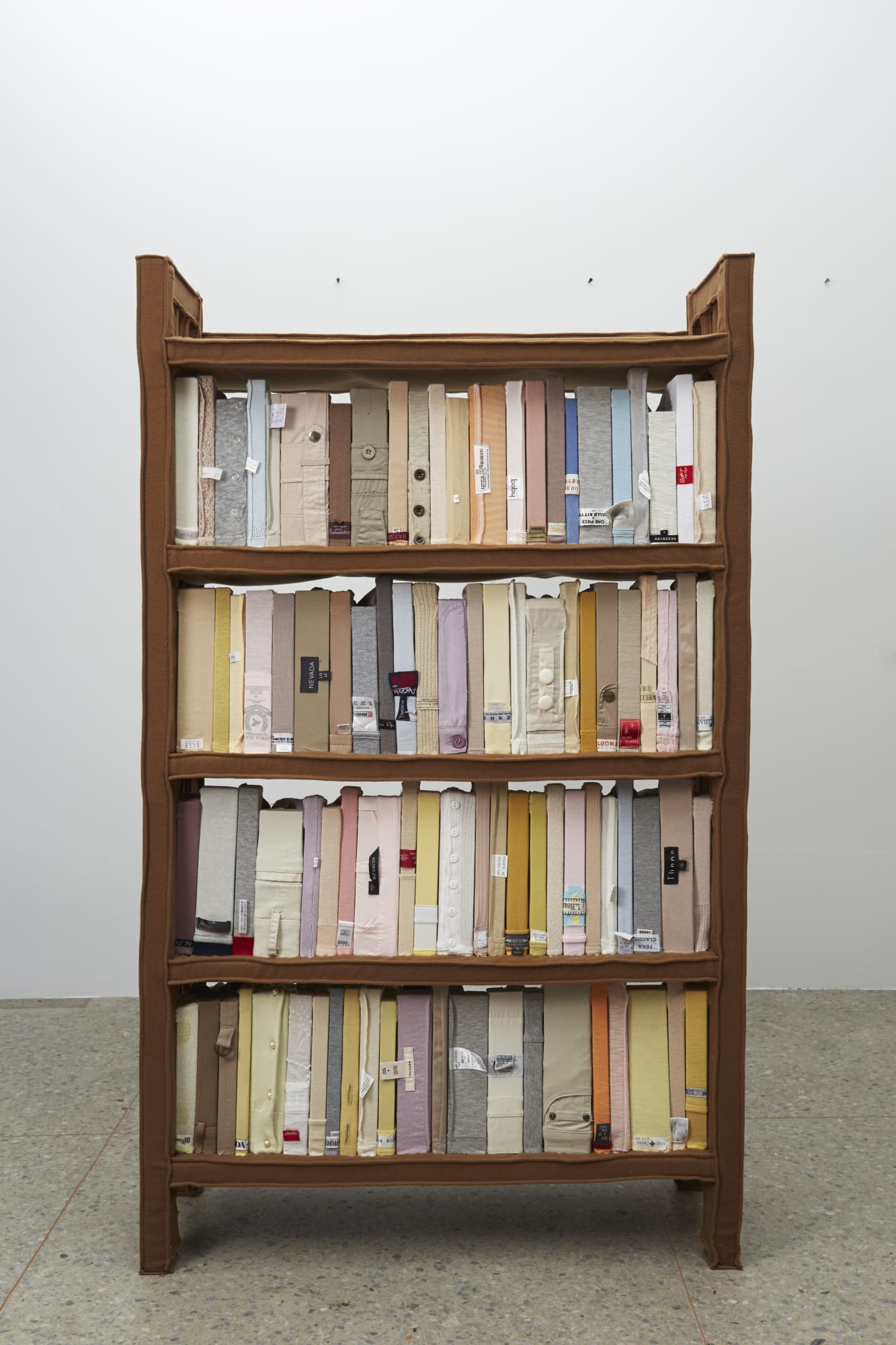 尹秀珍 《書籍22號》 Bookshelf No. 22 2009